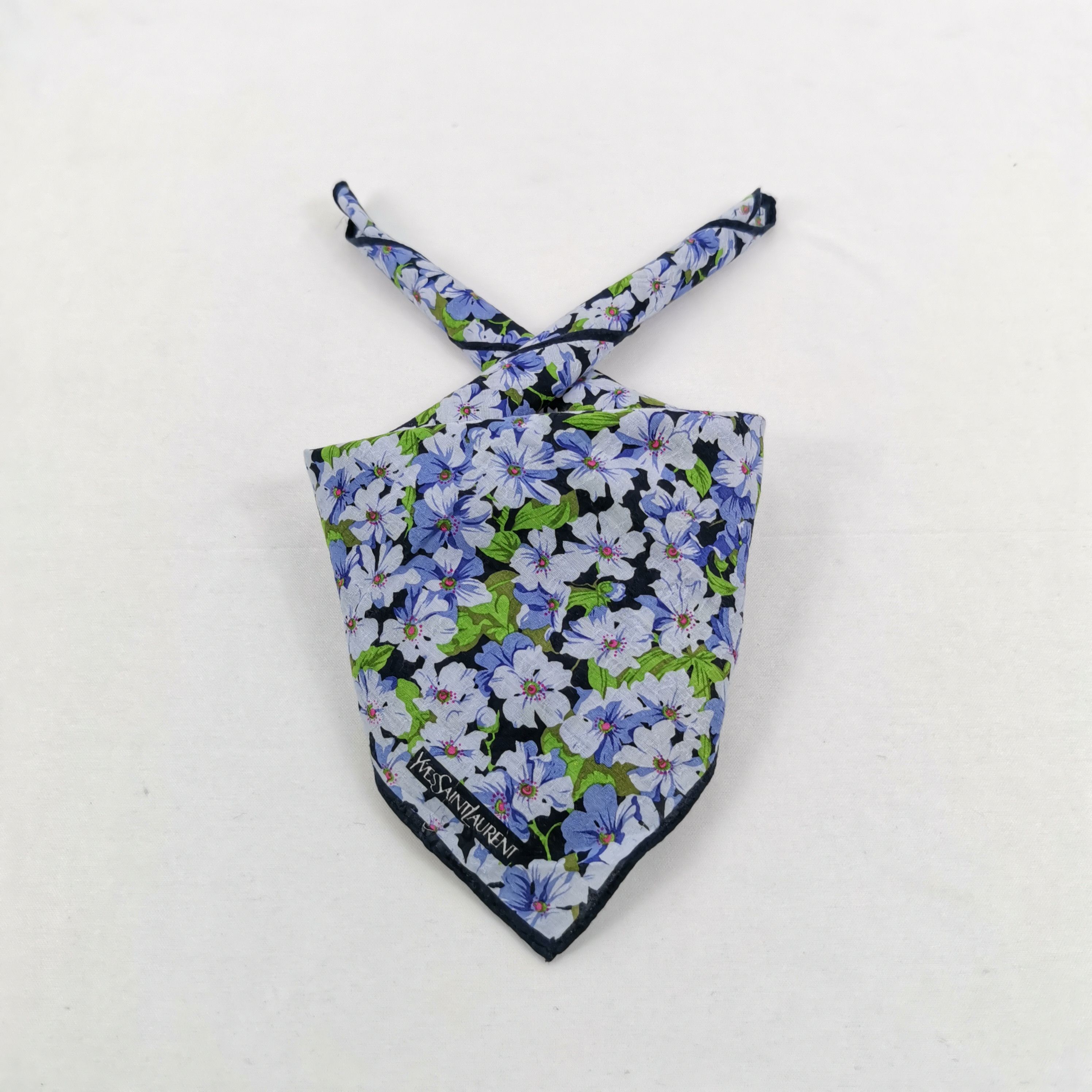 Vintage Vintage Yves Saint Laurent Handkerchief 56789 Size ONE SIZE - 1 Thumbnail