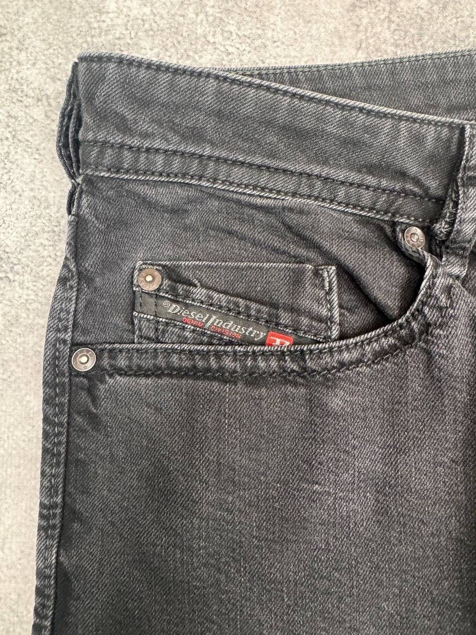 Diesel Diesel Buster Regular Slim Tapered Jeans Black Size 32 Size US 32 / EU 48 - 8 Thumbnail