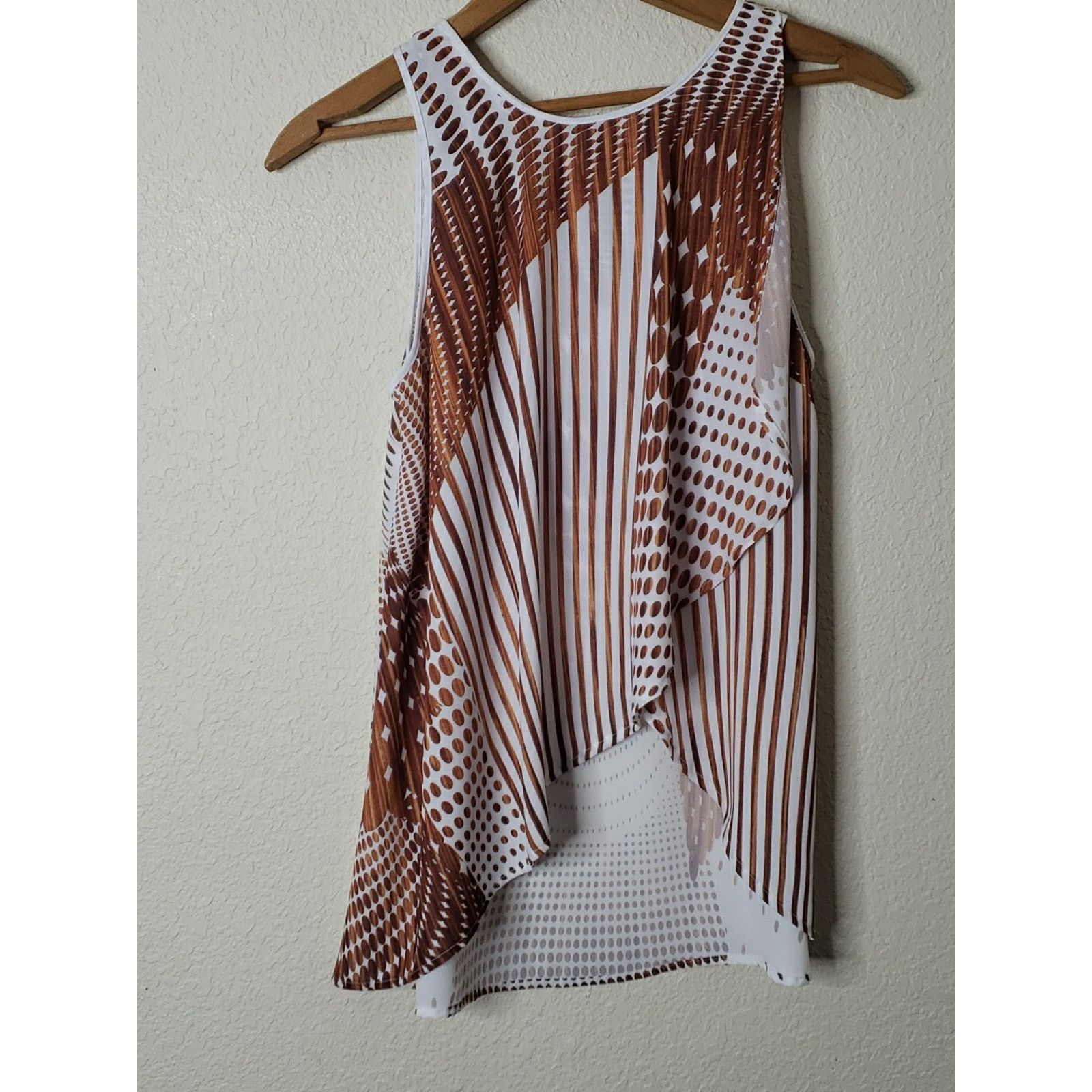 Clover Canyon Clover Canyon Anthropologie Tank Top Size XS Gold Polka-dot Size XS / US 0-2 / IT 36-38 - 12 Thumbnail