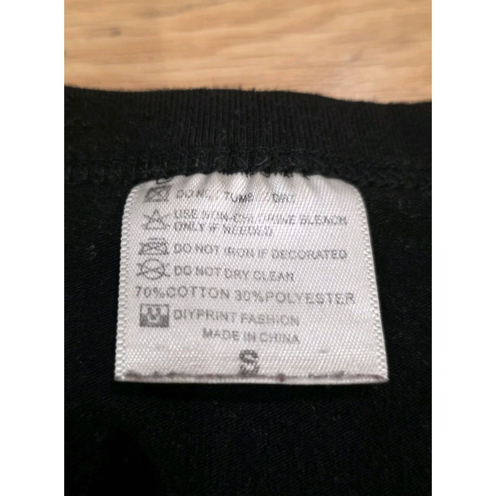 Vintage VINTAGE Everest Mountain Design tee Small Black Women S T-Shirt Designer Unbranded Good Size S / US 4 / IT 40 - 3 Thumbnail