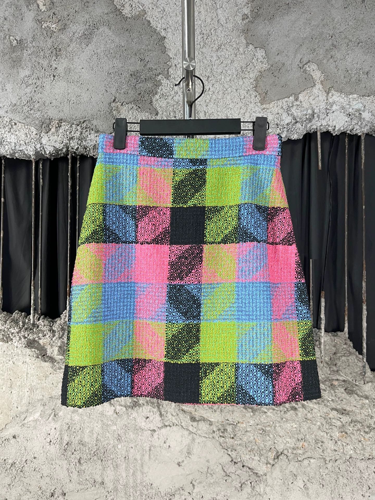 Gucci Gucci Women's Woven Mini Skirt Size 38 New Size 26" / US 2 / IT 38 - 1 Thumbnail