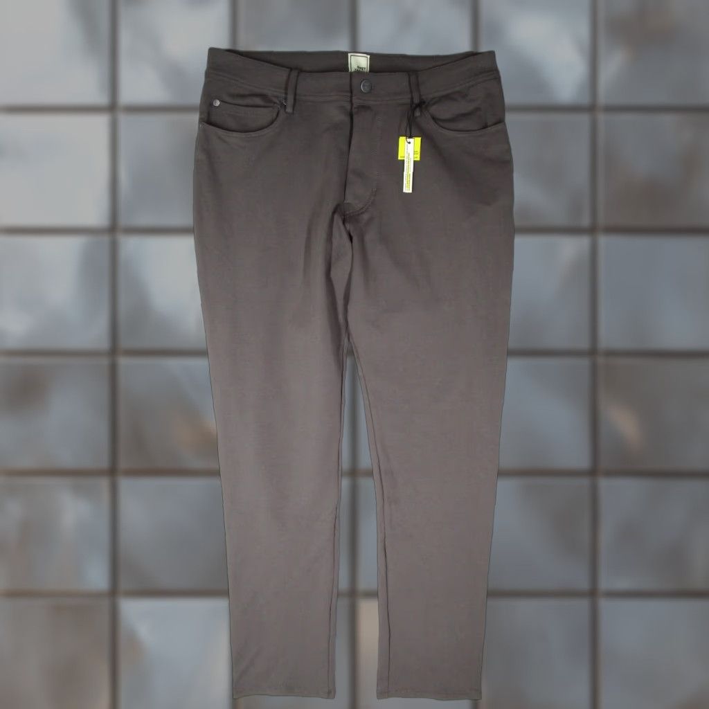 Swet Tailor Pants Mens 33 Gray Flat Front Comfort Stretch Chino work casual 33x32 Mens Regular Color Gray