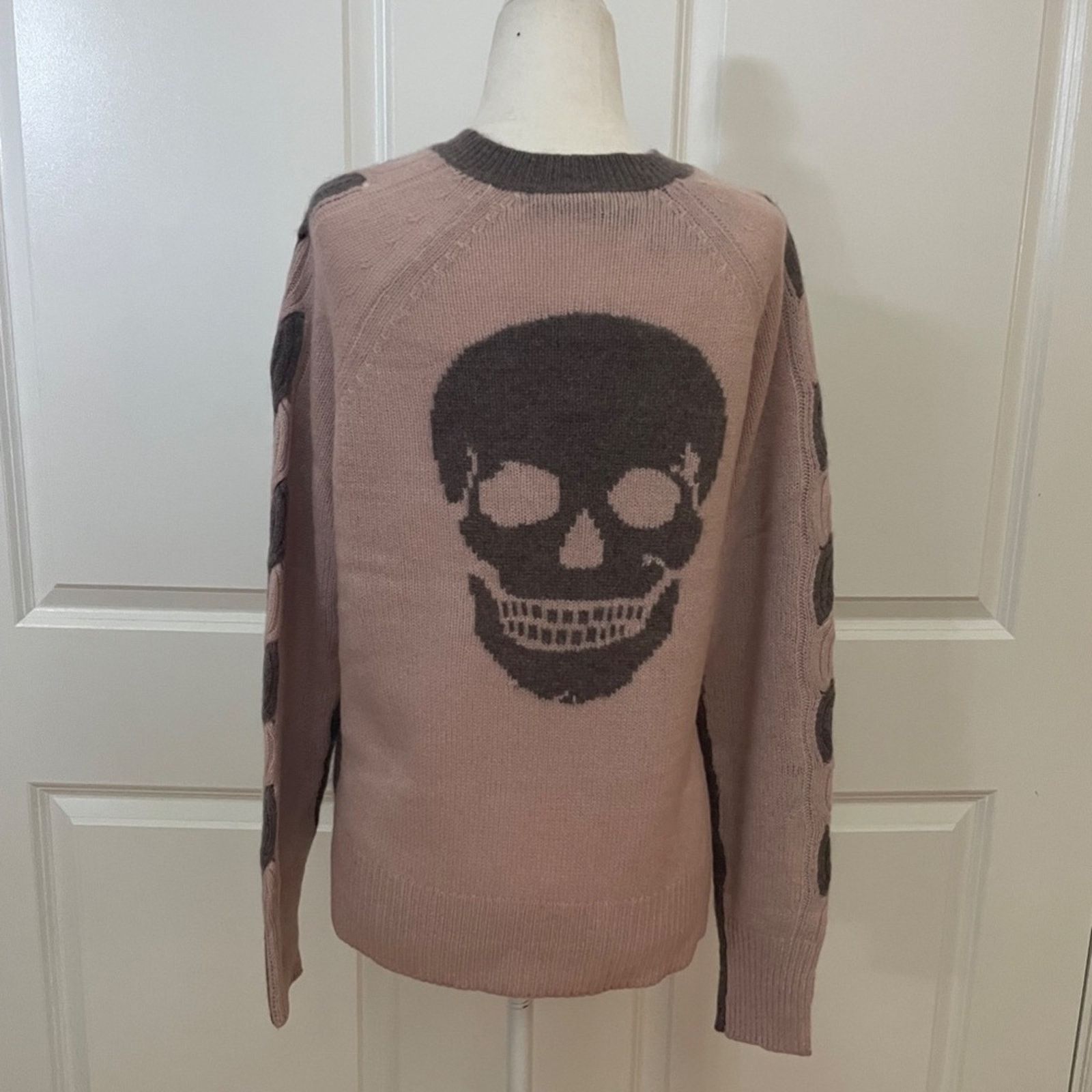 360Cashmere Skull Cashmere Sweater with Sleeves Detail from 360 Cashmere Size S / US 4 / IT 40 - 2 Thumbnail
