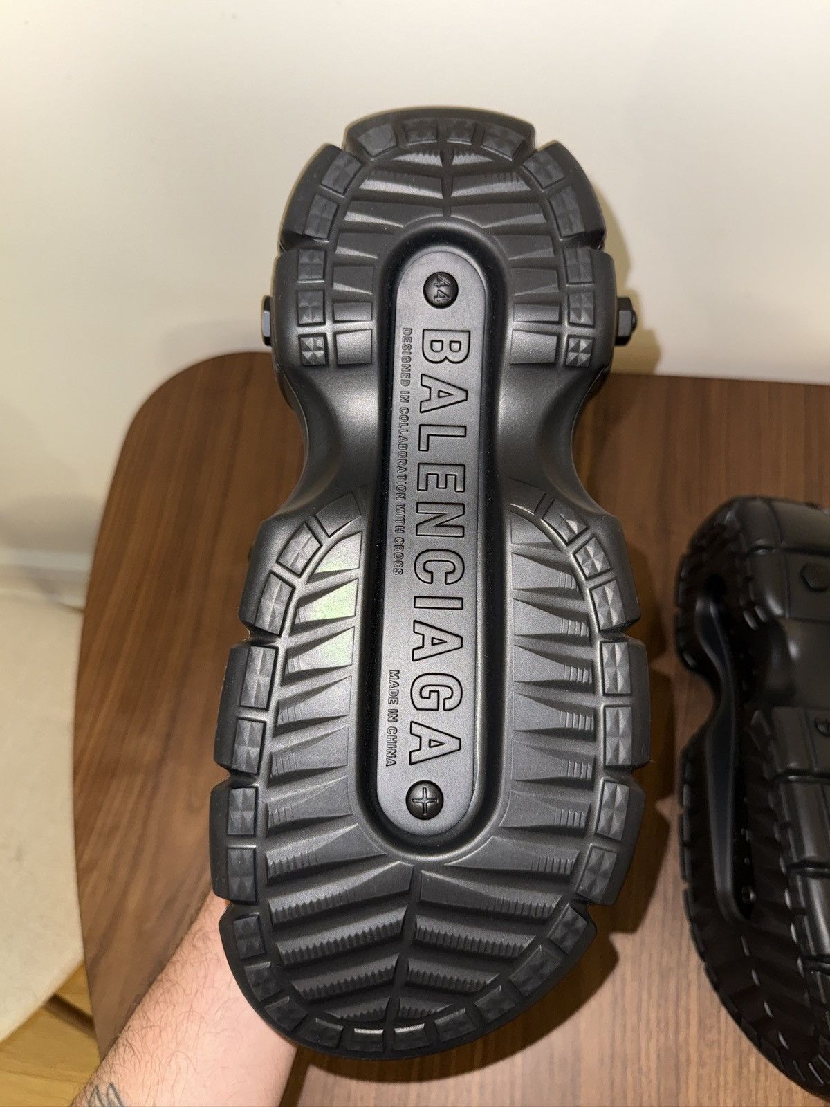 Balenciaga × Crocs Balenciaga Hardcrocs Black on Black Size US 11 / EU 44 - 8 Thumbnail
