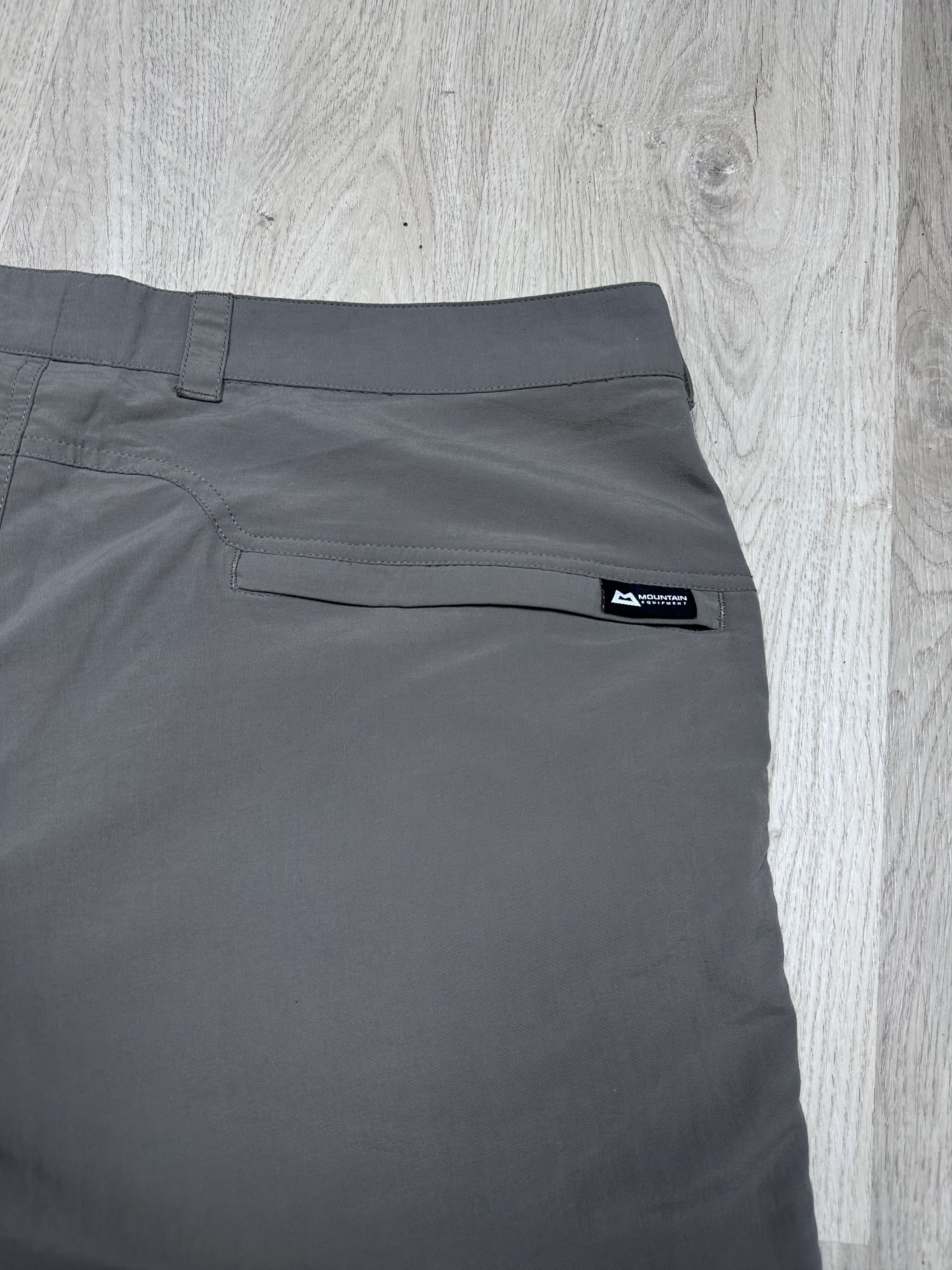 Mountain Equipment Mountain Equipment Mens Cargo Outdoor Shorts Size US 38 / EU 54 - 7 Thumbnail