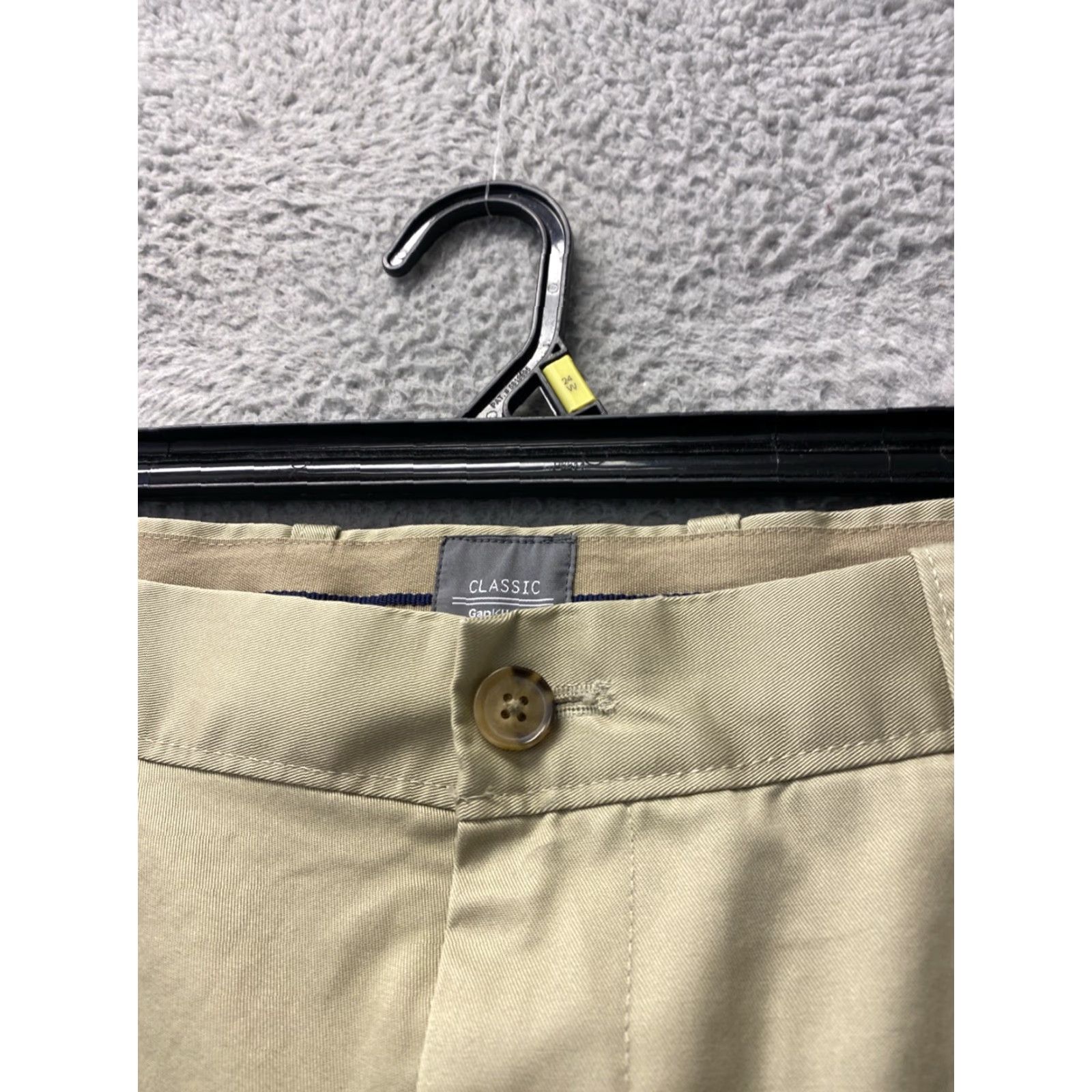 Gap Gap Pants Men's 38x30 Chino Khaki Straight Leg Boot Cut Pockets Regular Size Type Pants Mens Size US 38 / EU 54 - 2 Thumbnail