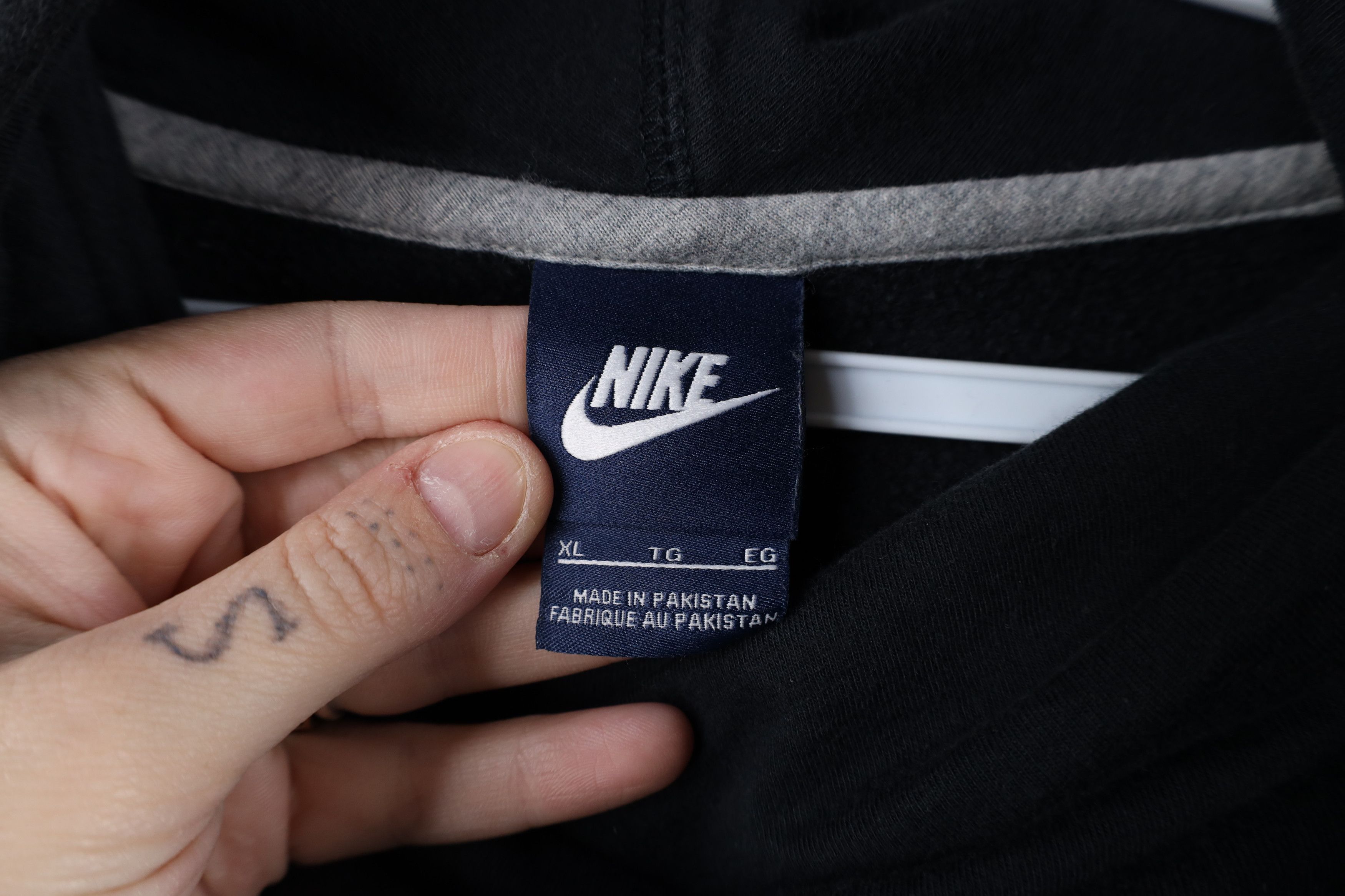 Nike × Vintage Vintage Y2K Nike Travis Scott Big Swoosh Funnel Neck Hoodie Size XL / US 12-14 / IT 48-50 - 4 Thumbnail