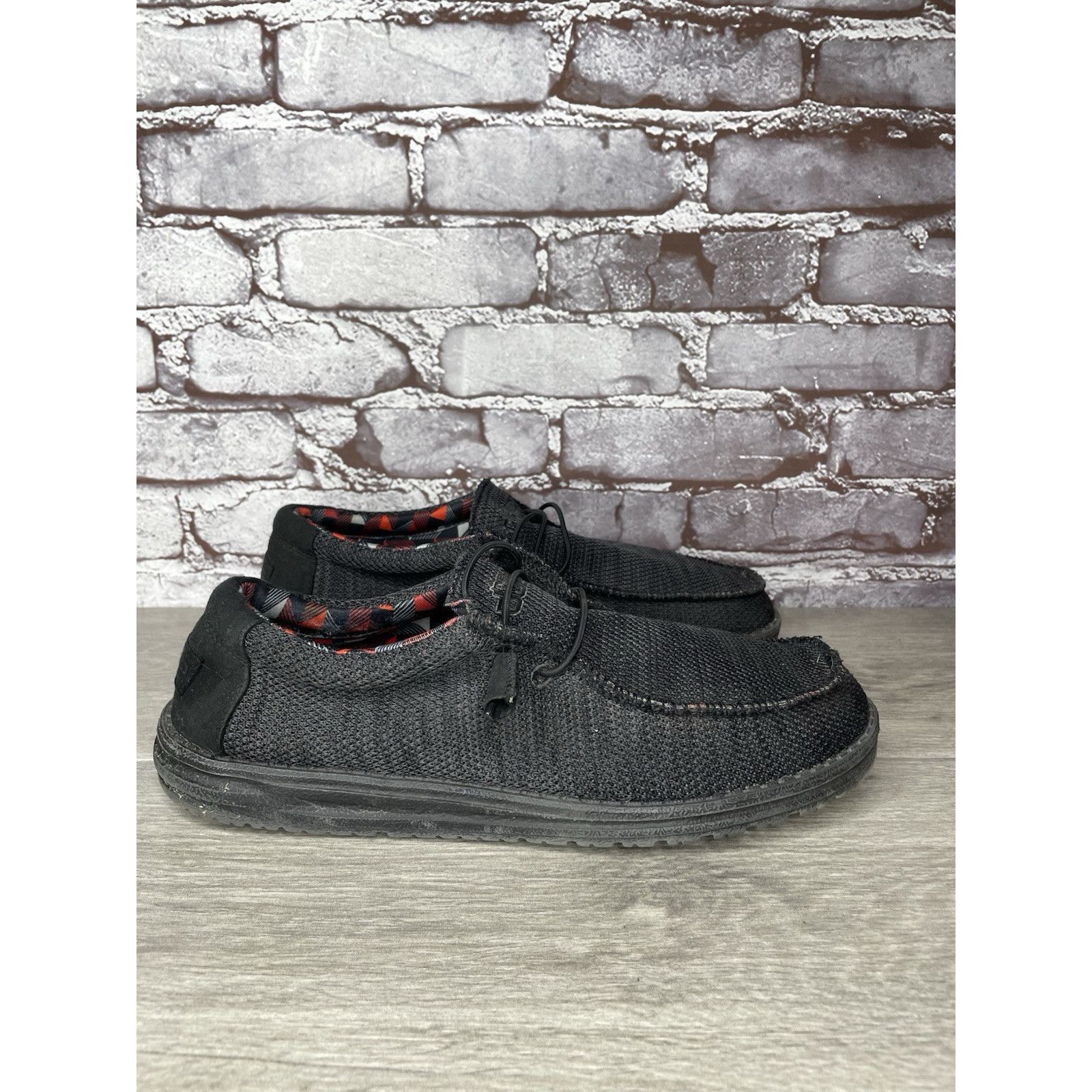 Other Hey Dude Shoes Wally Sox Comfortable Jet Black Gray Slip On Size US 10 / EU 43 - 19 Thumbnail