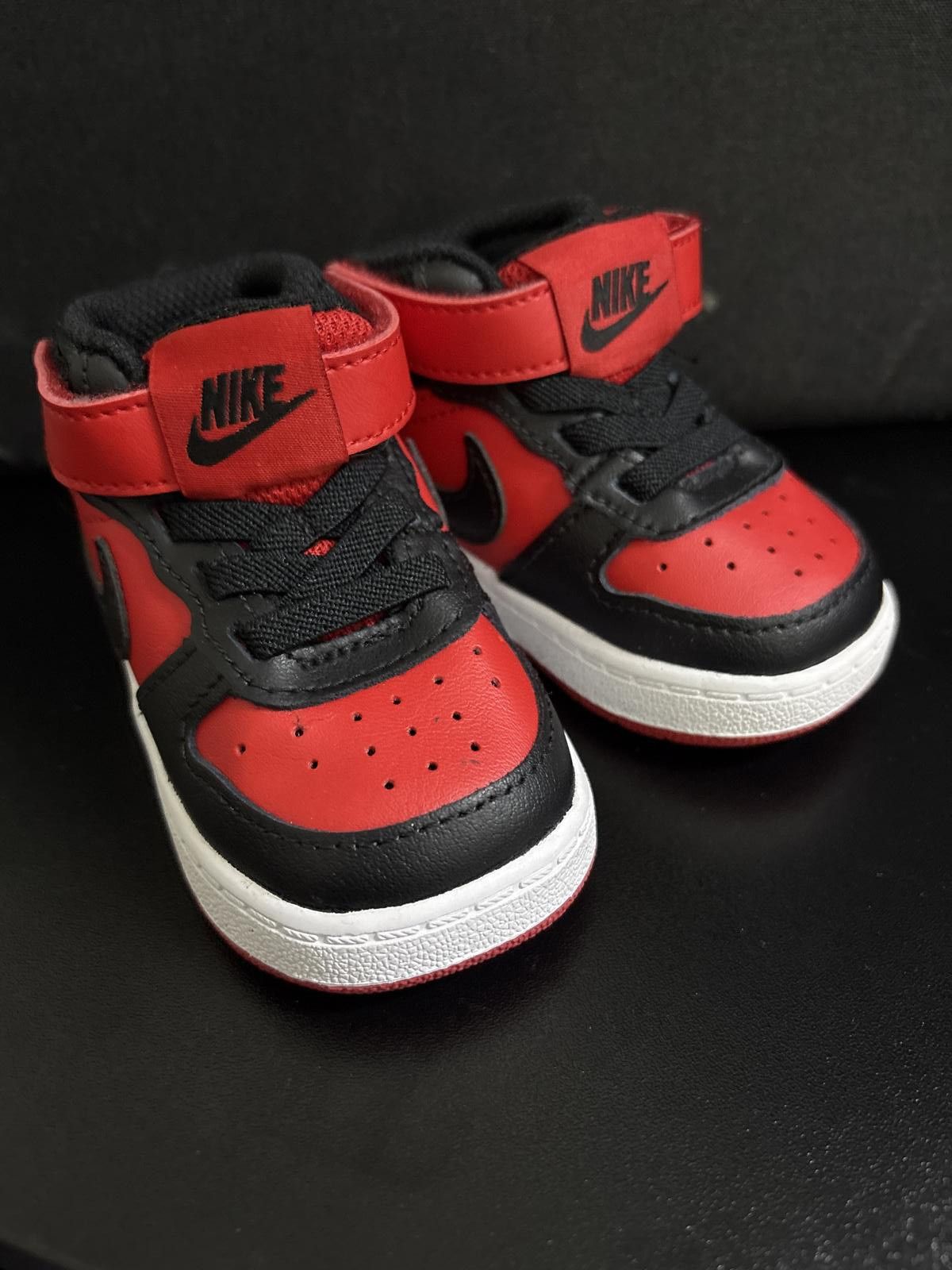 Nike Nike Unisex Toddler 3C Court Borough Mid 2 Shoes Size US 5 / EU 37 - 2 Thumbnail