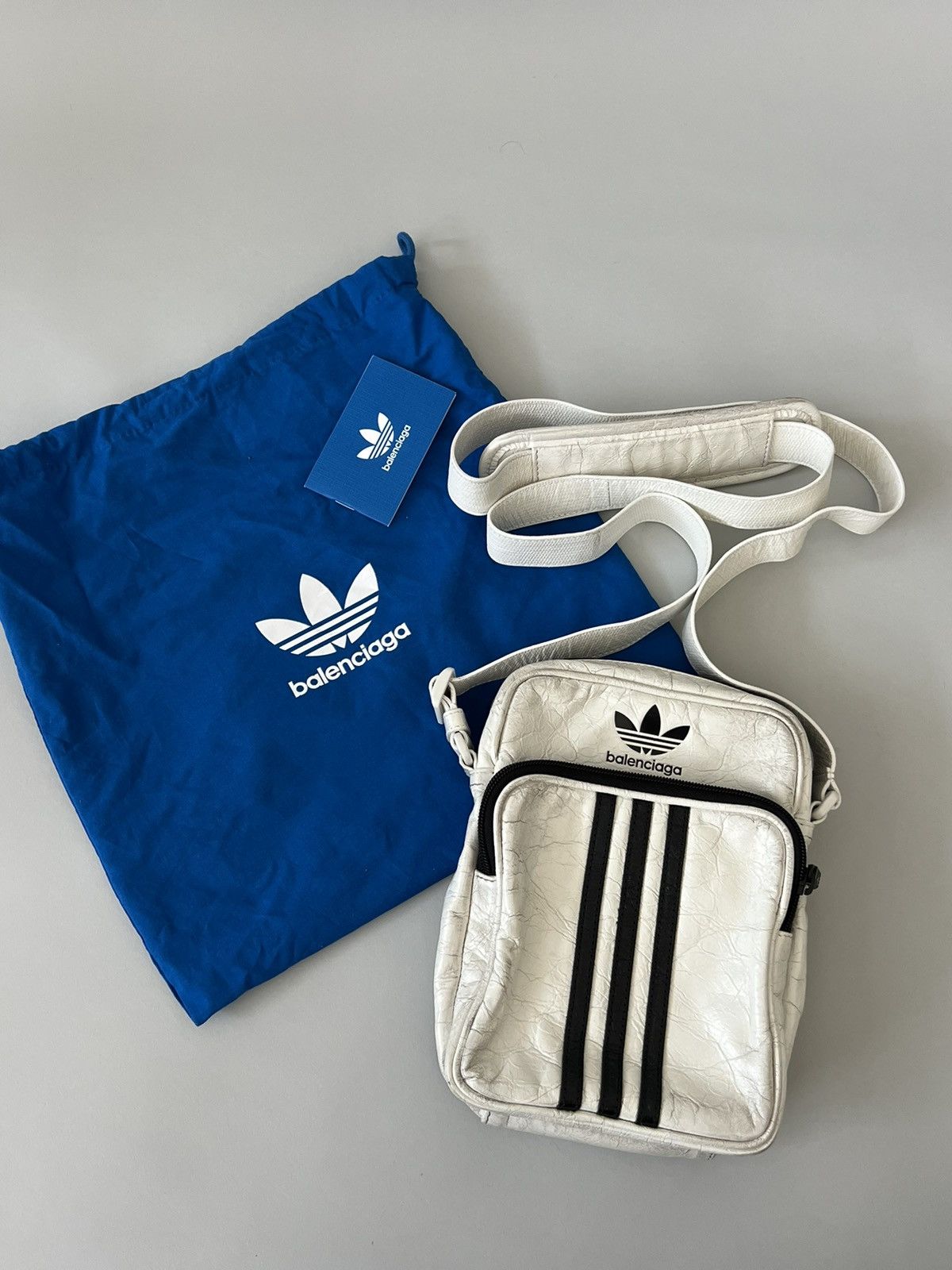 Balenciaga Balenciaga x Adidas crossbody messenger bag Size ONE SIZE - 4 Thumbnail
