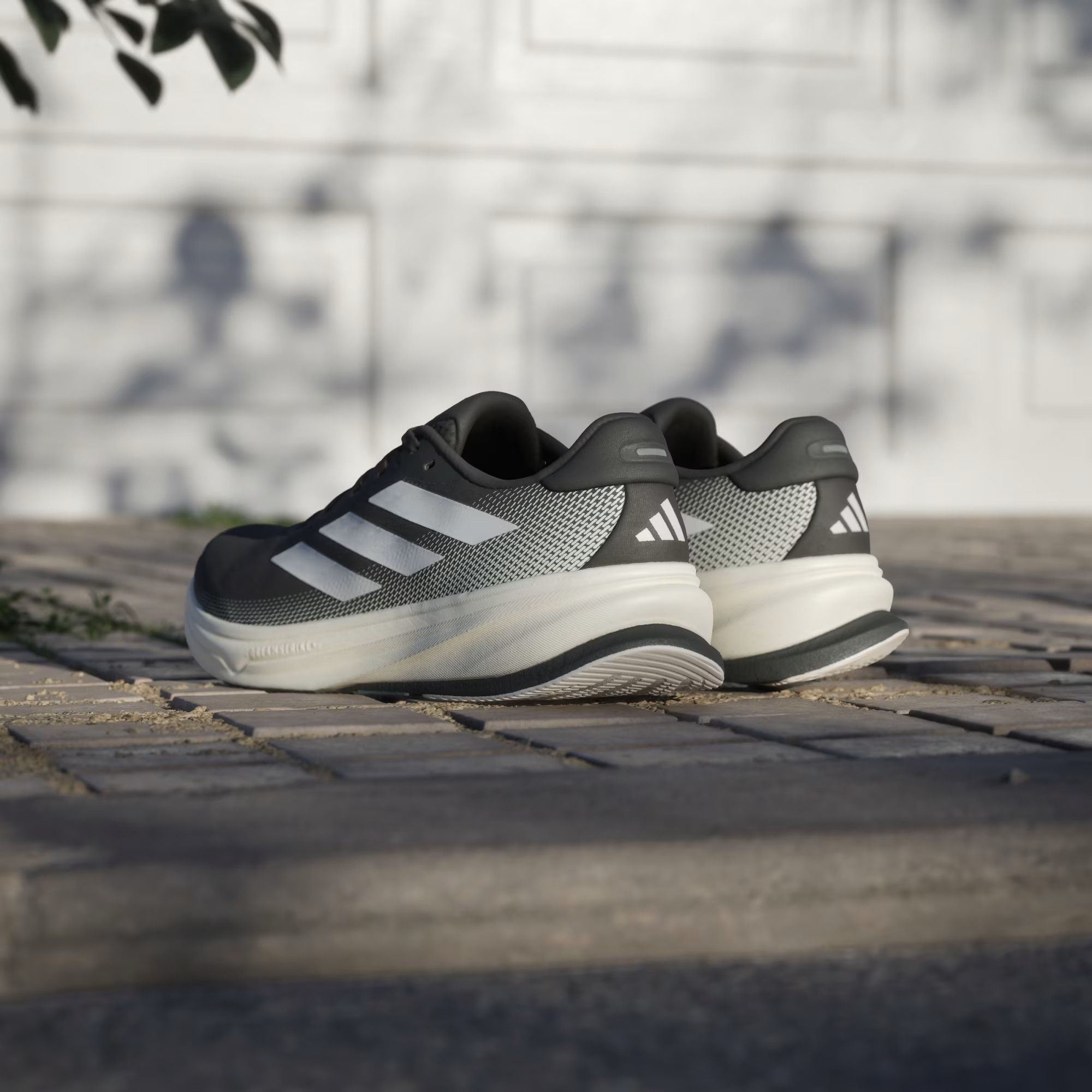 Adidas o1mle0426 Supernova Rise Low-Top Sneakers in Multicolor Size US 7 / EU 40 - 5 Thumbnail