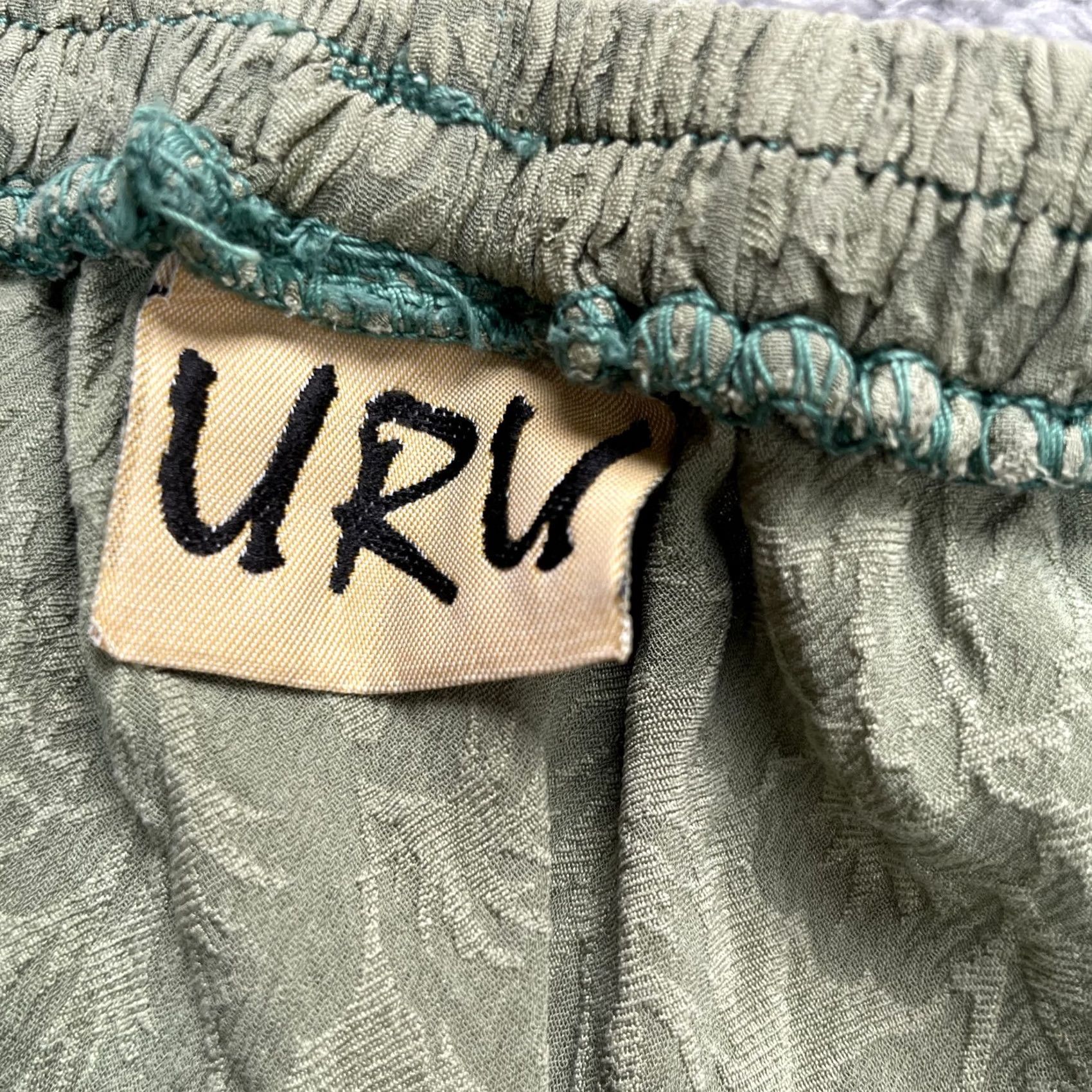 Vintage VINTAGE URU Skirt Womens S Green Maxi Floral Textured Front Slit Cottagecore Skirt City Retro Size 28" / US 6 / IT 42 - 4 Thumbnail