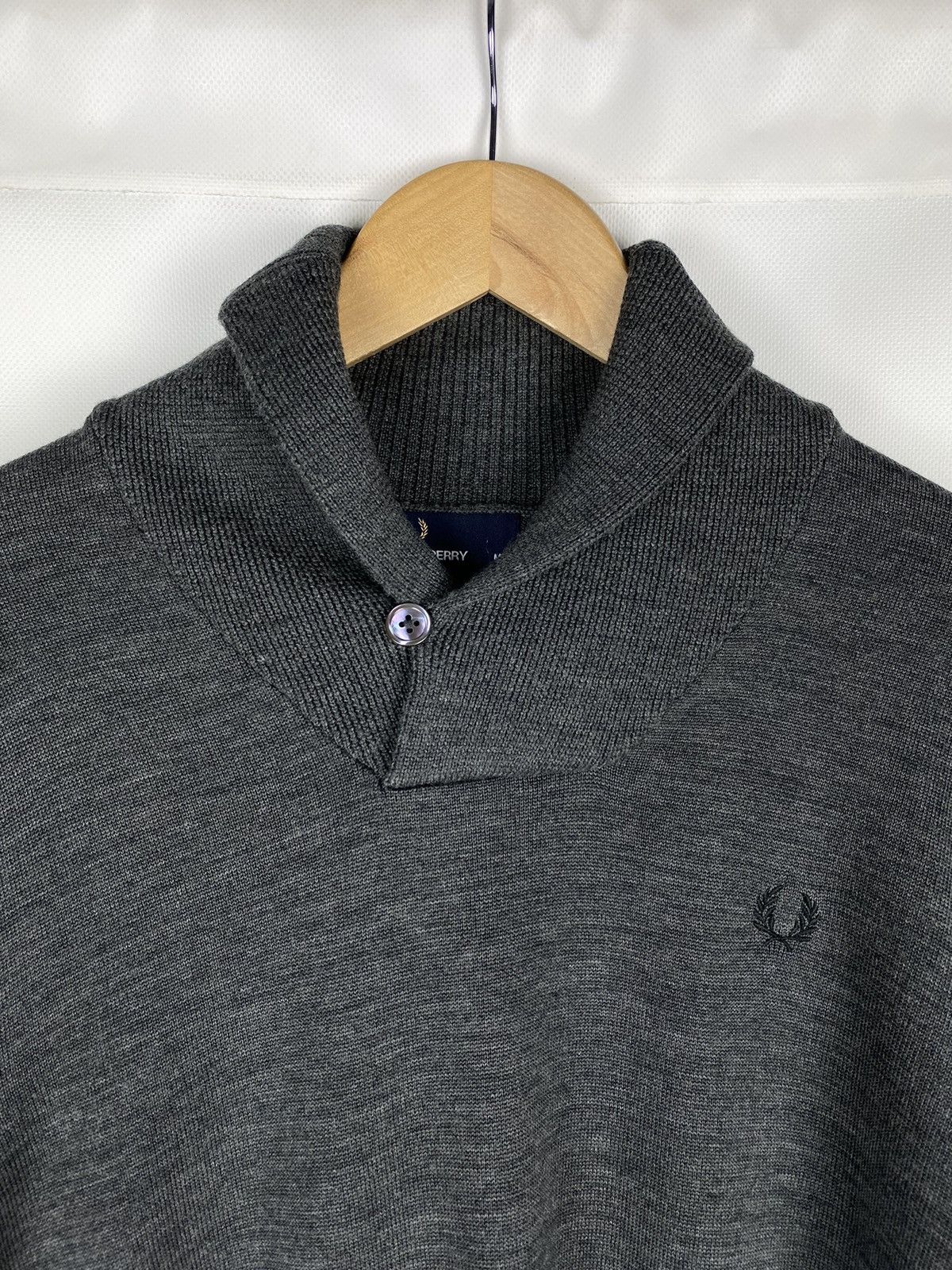 Fred Perry Fred Perry men’s merino wool shawl collar sweater pullover Size US M / EU 48-50 / 2 - 9 Thumbnail