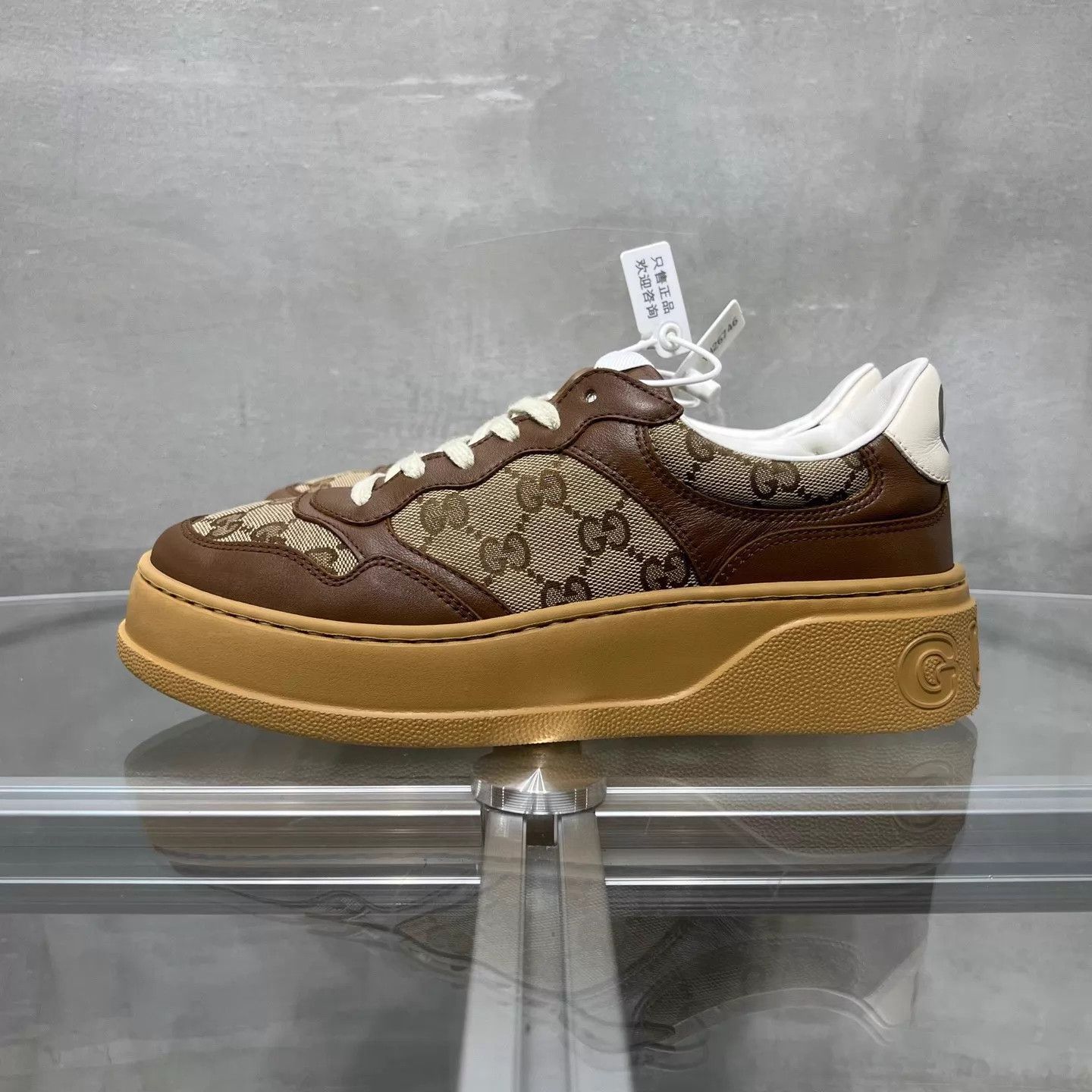 Gucci Gucci Chunky B GG Brown 38.5 Sneaker Size US 8 / IT 38 - 3 Thumbnail