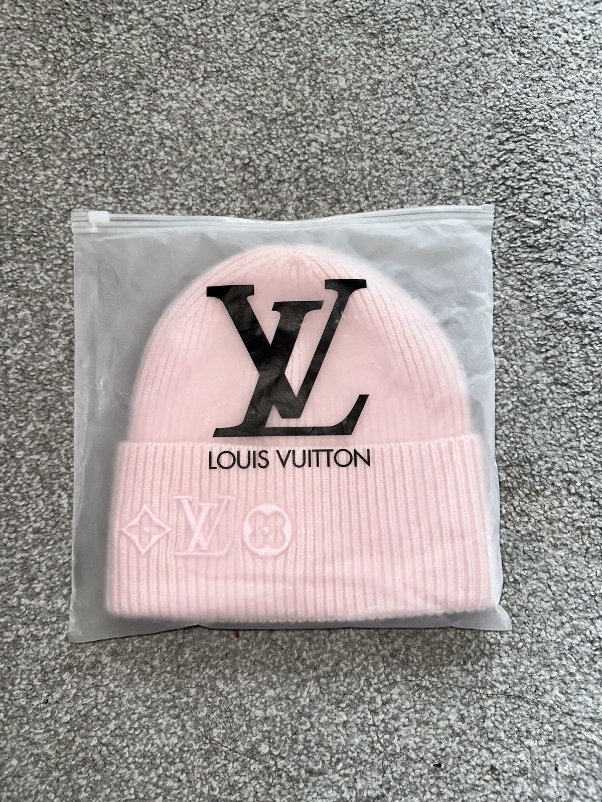 Other Rose Pink Ribbed Knit Monogram Beanie Size ONE SIZE - 5 Thumbnail