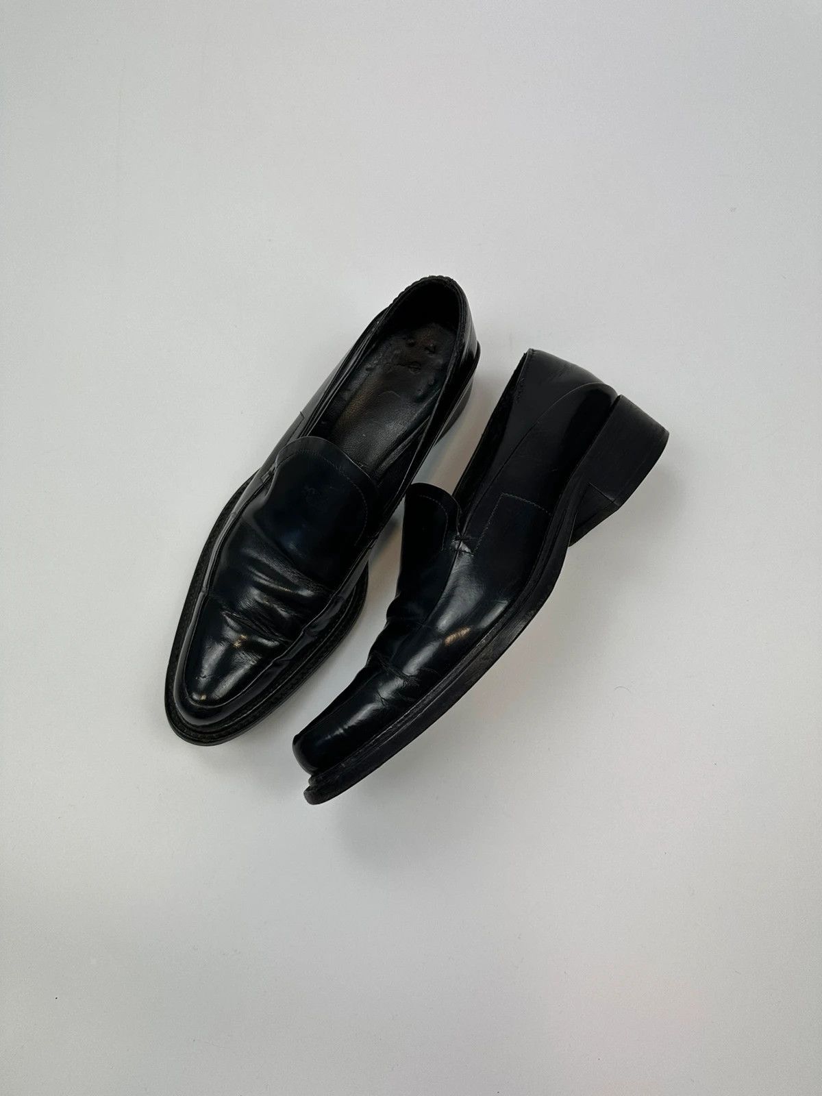 Prada Prada Milano Black Patent Leather Pointy Toe Loafer Size US 6 / IT 36 - 1 Thumbnail