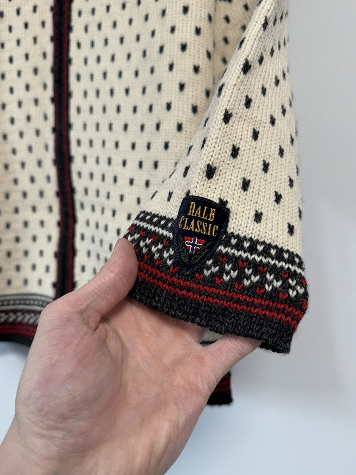 Dale Of Norway × Vintage Vintage Dale Of Norway Knit Zip Scandinavian Sweater Size US L / EU 52-54 / 3 - 8 Thumbnail