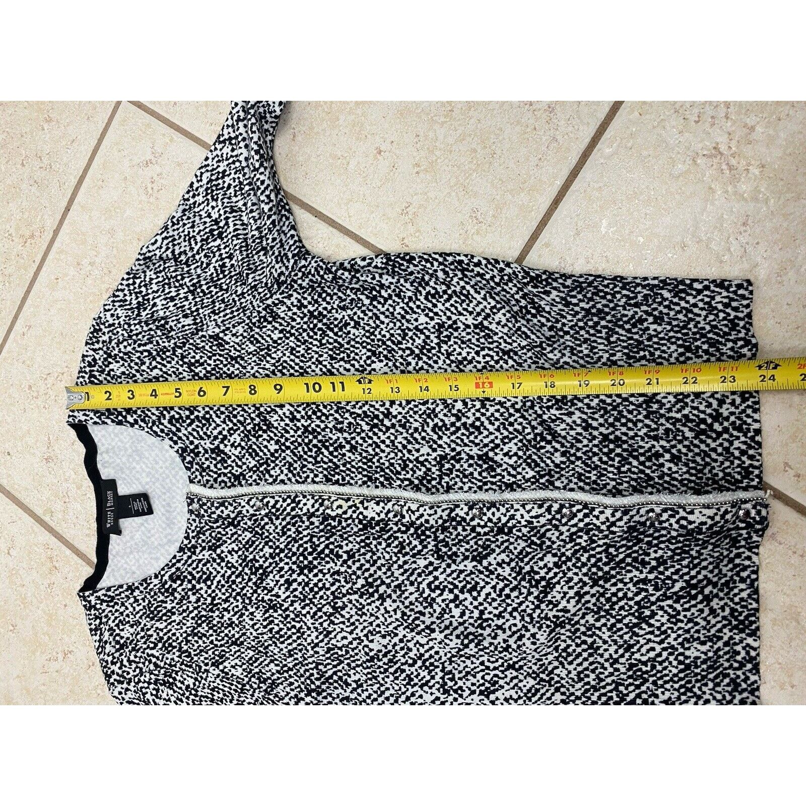 White House Black Market White House Black Market Sweater Snap Cardigan Black White Size L / US 10 / IT 46 - 12 Thumbnail