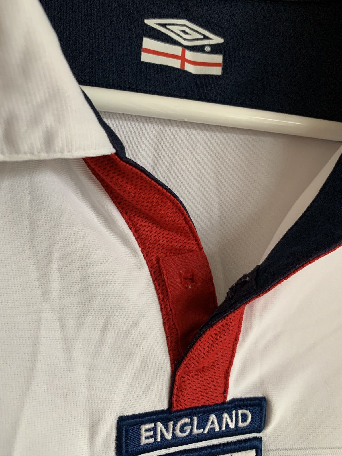 Umbro England 2005 Home Football Shirt Umbro Vintage Soccer Sz S Size US S / EU 44-46 / 1 - 7 Thumbnail
