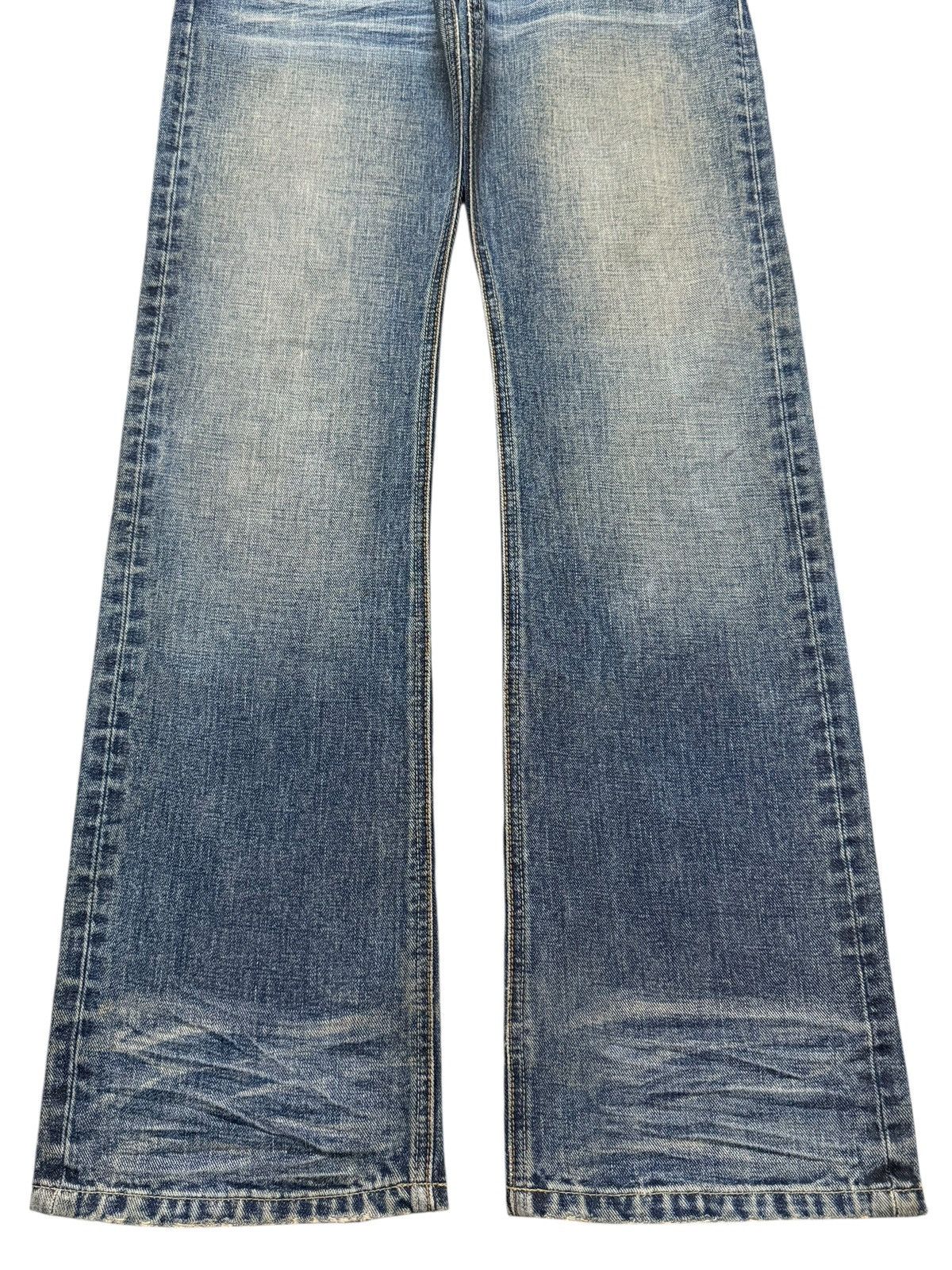 Hysteric Glamour Vintage Japanese Brand Faded Wash Whisker Wide Leg Bootcut Size US 32 / EU 48 - 7 Thumbnail