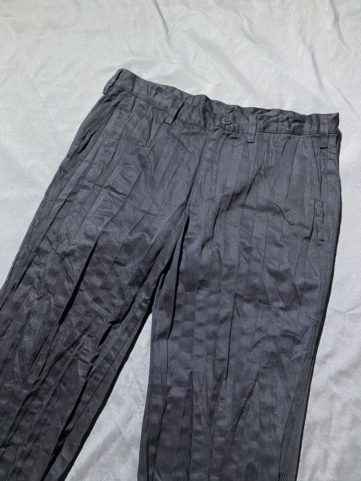 Issey Miyake × Japanese Brand × Pleats Please Issey Miyake Issey Miyake Men Pleated Pants Size US 32 / EU 48 - 2 Thumbnail