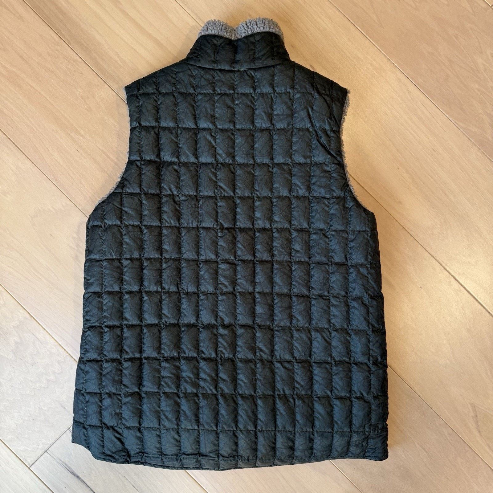 Patagonia Patagonia Recycled Down Fleece Vest Women's M Gray Pile Size M / US 6-8 / IT 42-44 - 9 Thumbnail