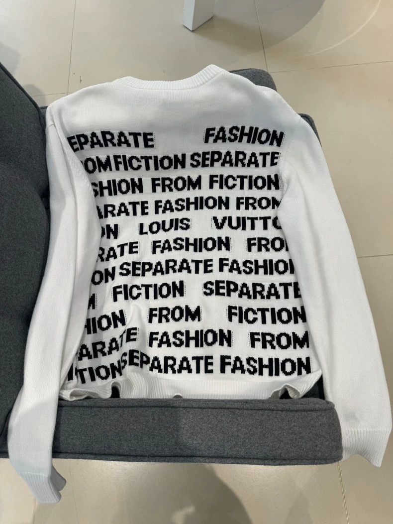 Louis Vuitton Louis Vuitton Logo letter sweater Size US S / EU 44-46 / 1 - 2 Thumbnail