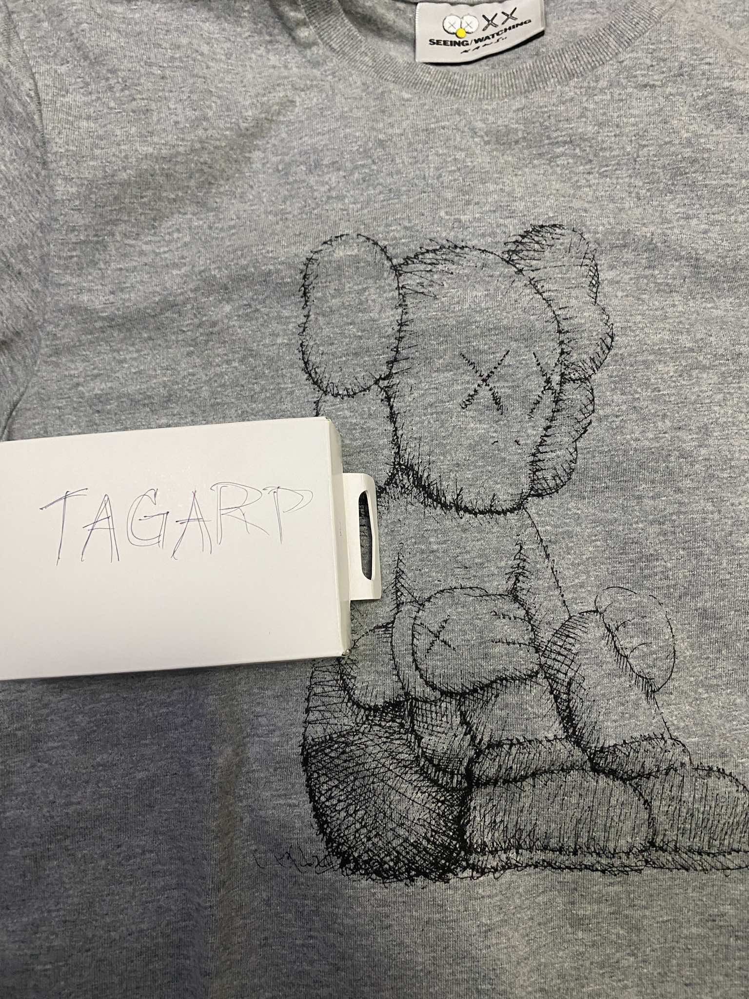 Kaws KAWS Seeing/Watching Companion Tee Size US M / EU 48-50 / 2 - 3 Thumbnail