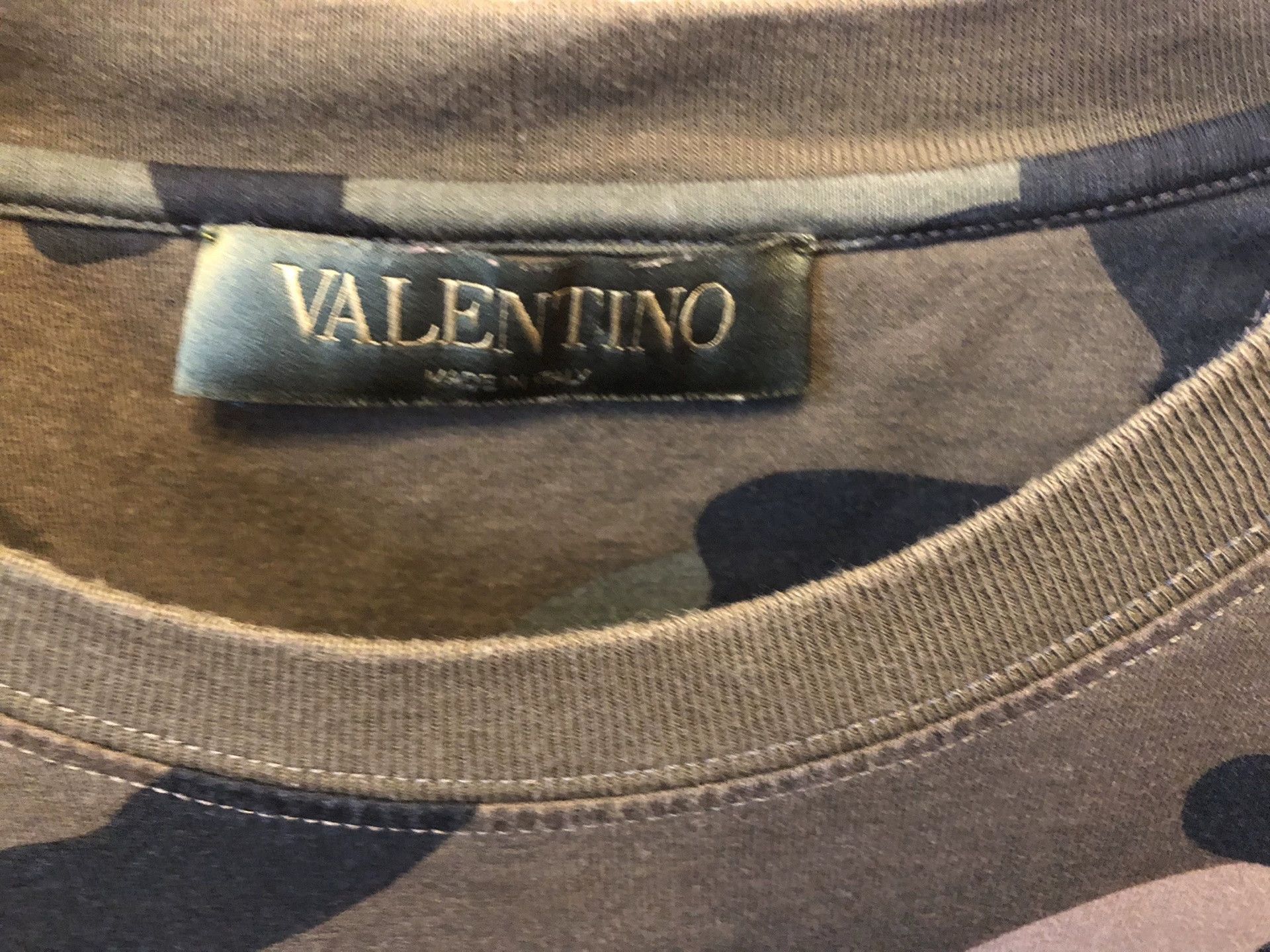 Valentino Valentino Camouflage Print T-Shirt Size US S / EU 44-46 / 1 - 2 Thumbnail