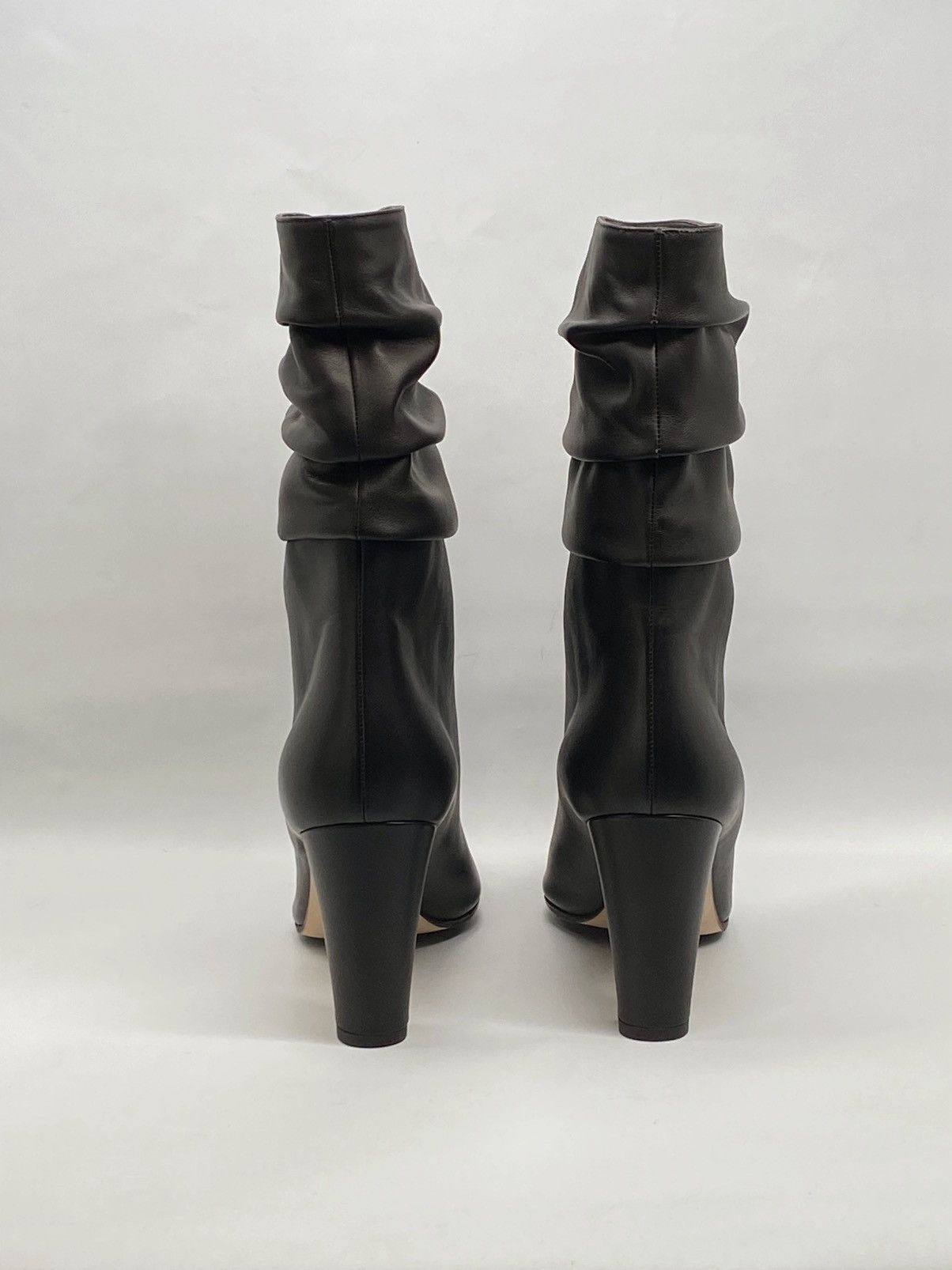 Manolo Blahnik Manolo Blahnik Calasso 90MM Ruched Leather Boots size 38.5 Size US 8.5 / IT 38.5 - 10 Thumbnail