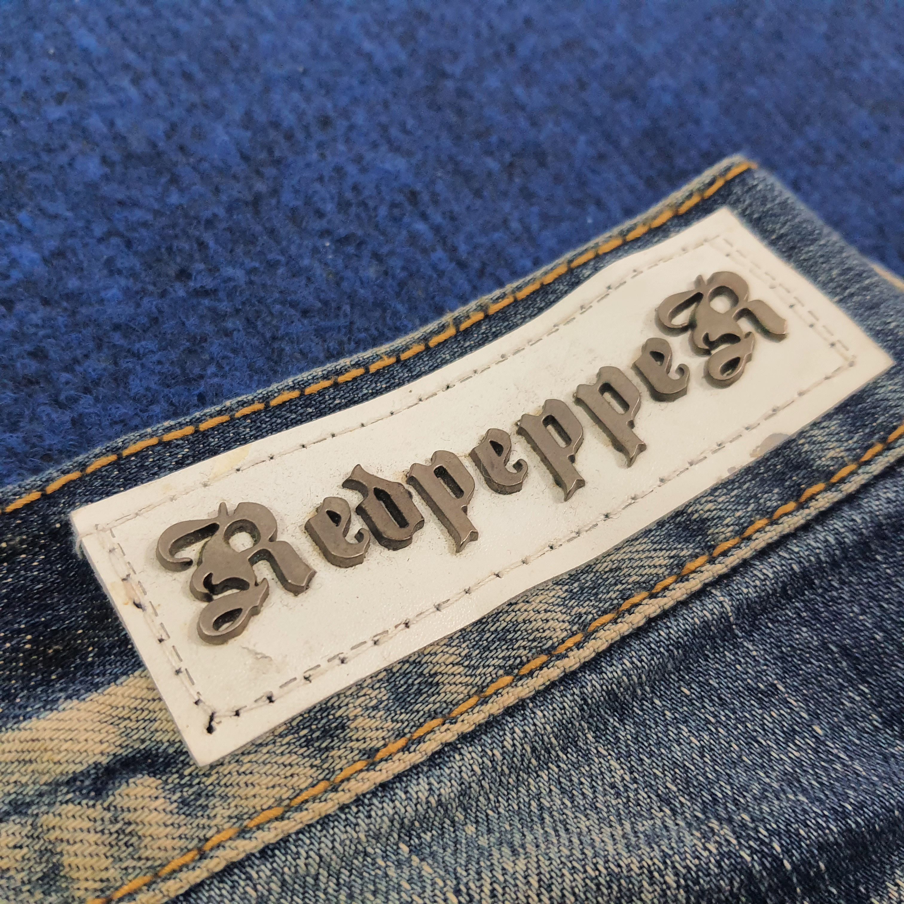 Japanese Brand Vintage Red Pepper Japan Denim Y2K Aesthetic C258N8 Size US 32 / EU 48 - 3 Thumbnail
