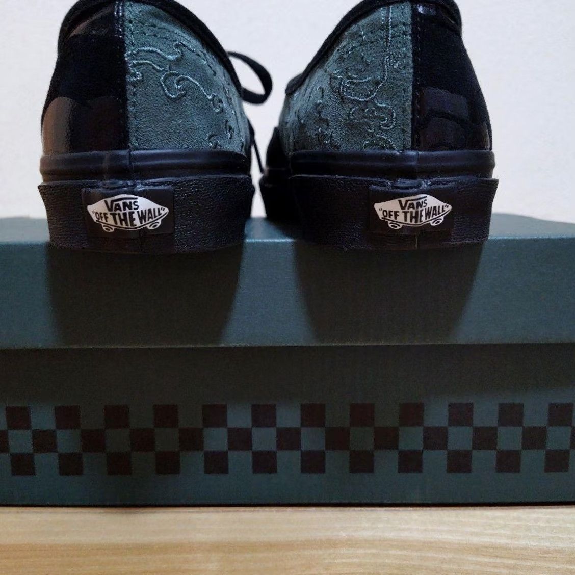 Vans Vans Authentic Sneaker Men 7.5US Collaboration LTD Collection Sneaker s Size US 8 / EU 41 - 3 Thumbnail