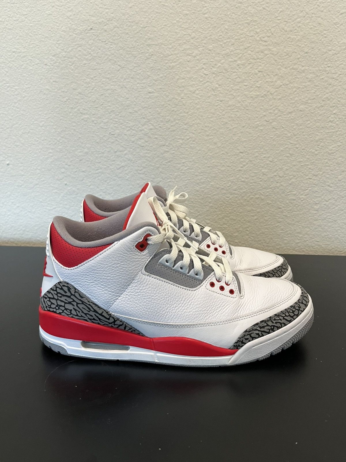 Jordan Brand Jordan 3 fire red 2022 Size US 12 / EU 45 - 1 Thumbnail