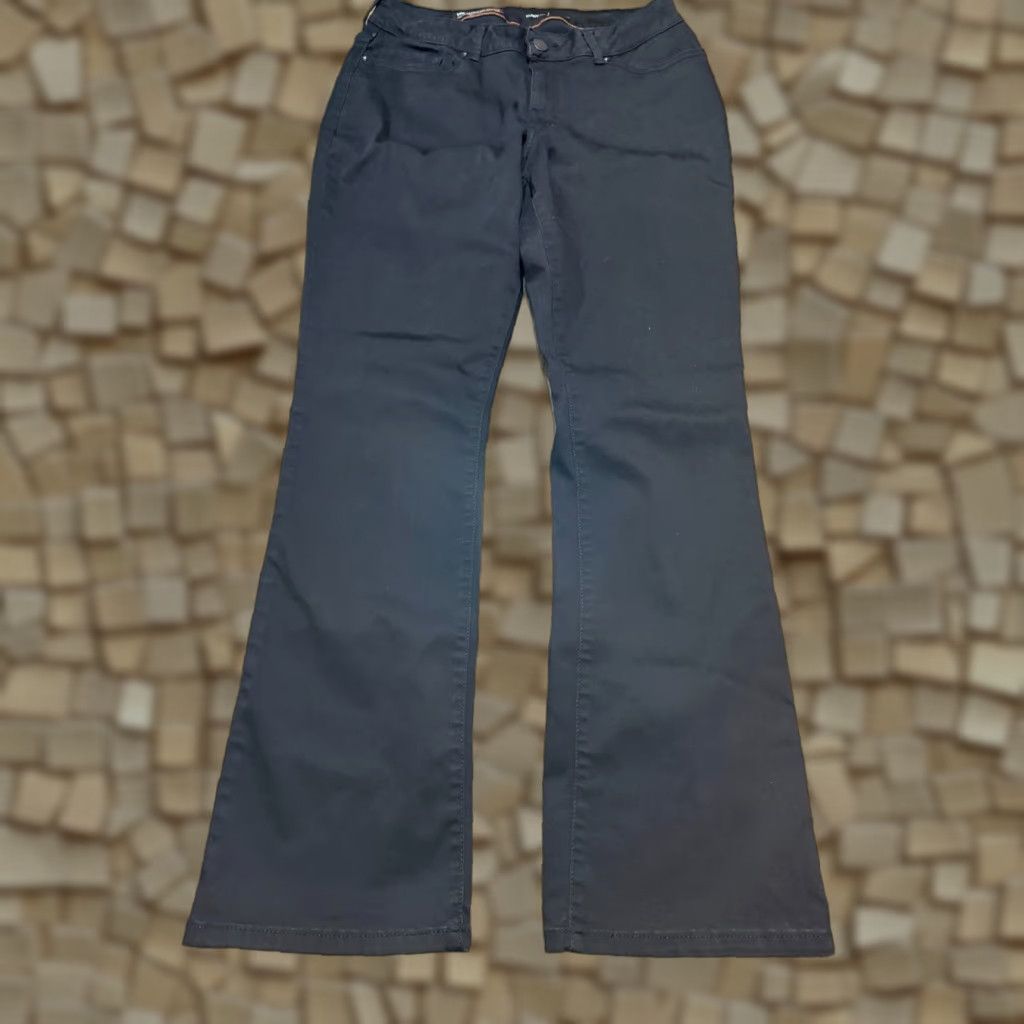 Lee Lee Jeans Women Bootscut Denim 30 Regular Black Size 30 Waist Stretch 5-Pocket Curvy Fit Modern Vintage No N/A Size 30" / US 8 / IT 44 - 1 Thumbnail