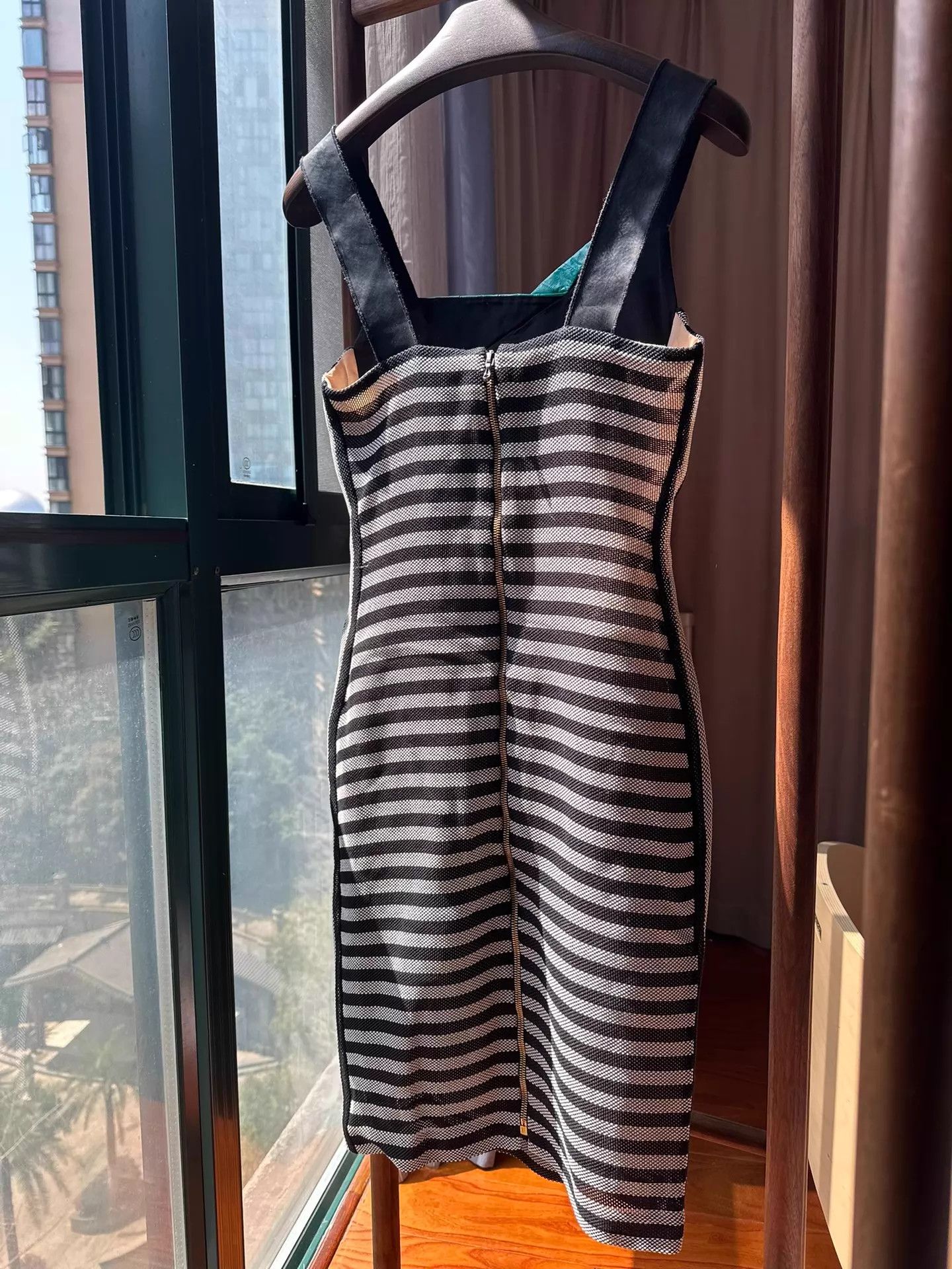 Roland Mouret Roland Mouret Eel Skin & Stripe Tiffany Blue Dress Size 36 Size XS / US 0-2 / IT 36-38 - 4 Thumbnail