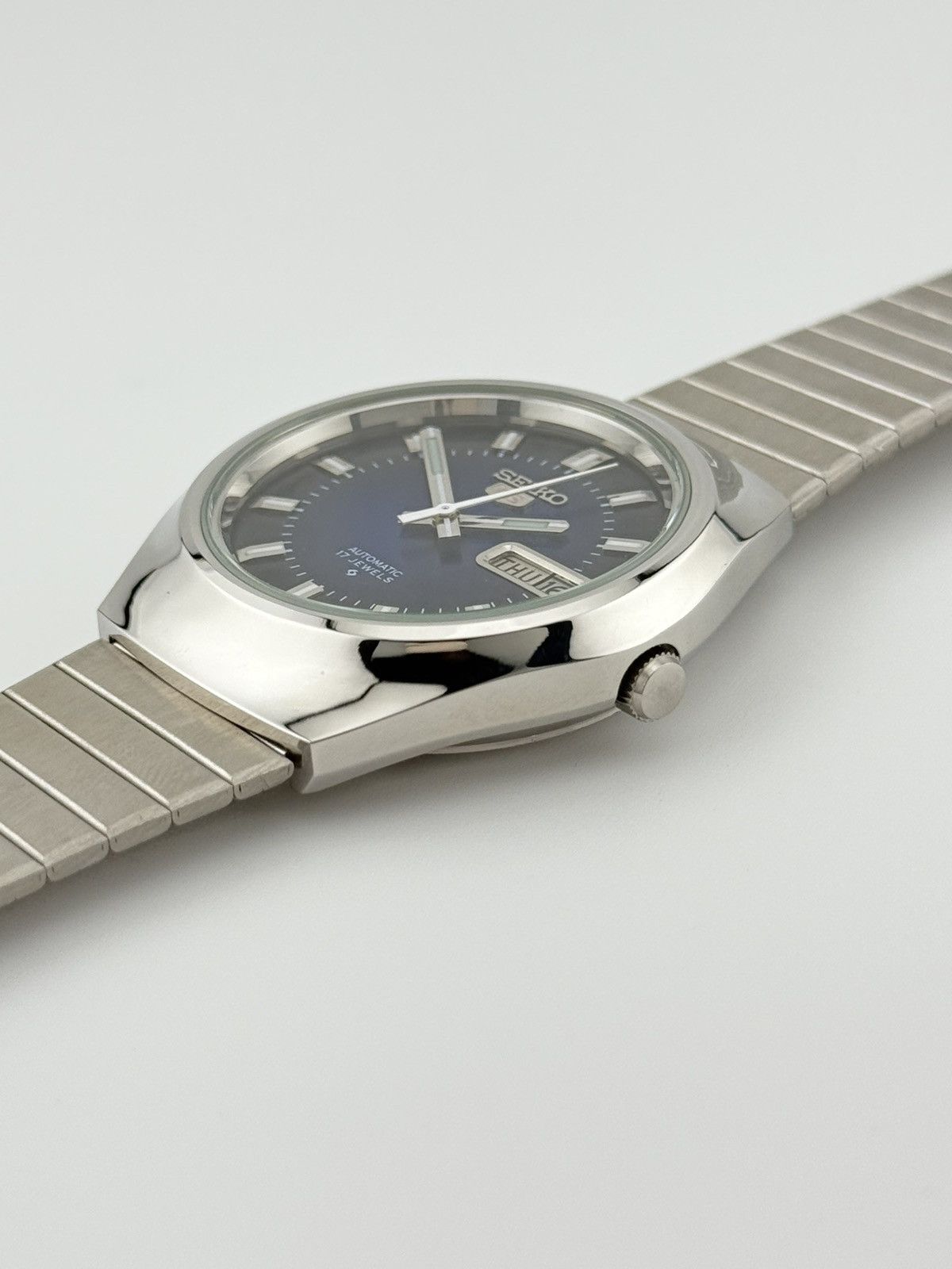 Seiko Seiko 5 Automatic Blue Gradient Dial Men’s Automatic Watch Size 36 - 7 Thumbnail