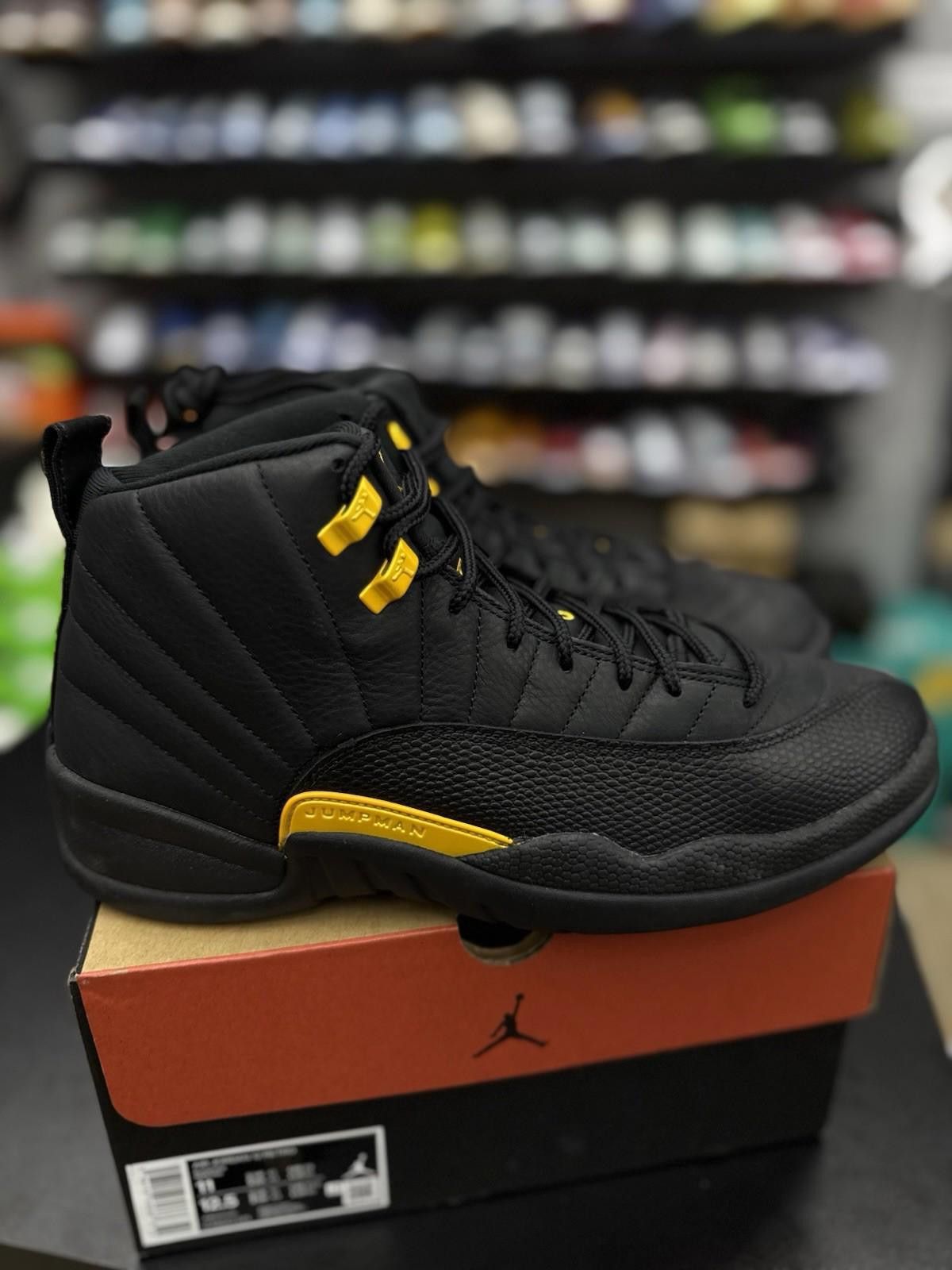 Jordan Brand Air Jordan 12 Black Taxi Retro Size 11 2022 CT8013-071 Size US 11 / EU 44 - 12 Thumbnail