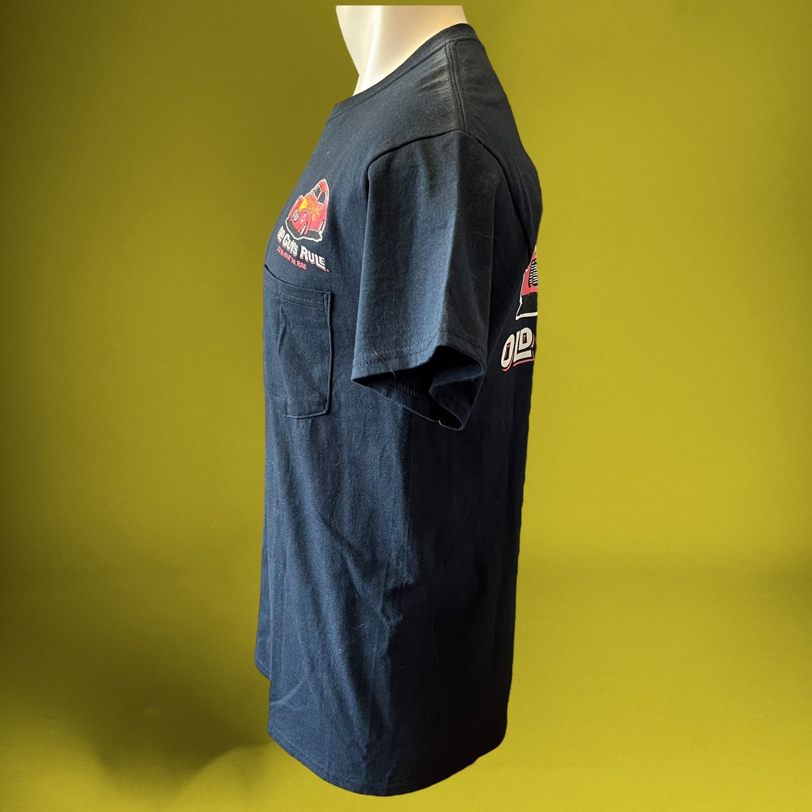 Other Old Guys Rule Vintage Hot Rod Car Mens Medium Casual Retire Size US M / EU 48-50 / 2 - 4 Thumbnail