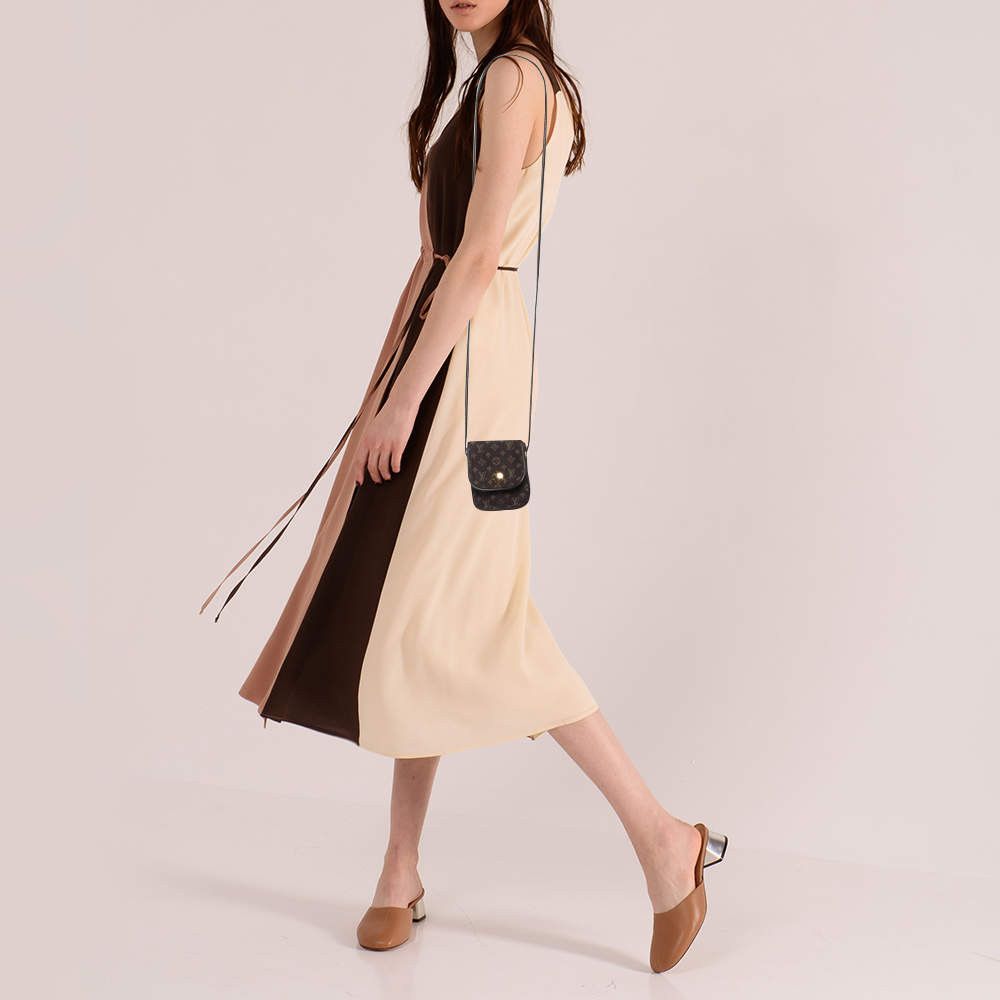 Louis Vuitton Louis Vuitton Mini Lin Pochette Cancun Bag Size ONE SIZE - 12 Thumbnail