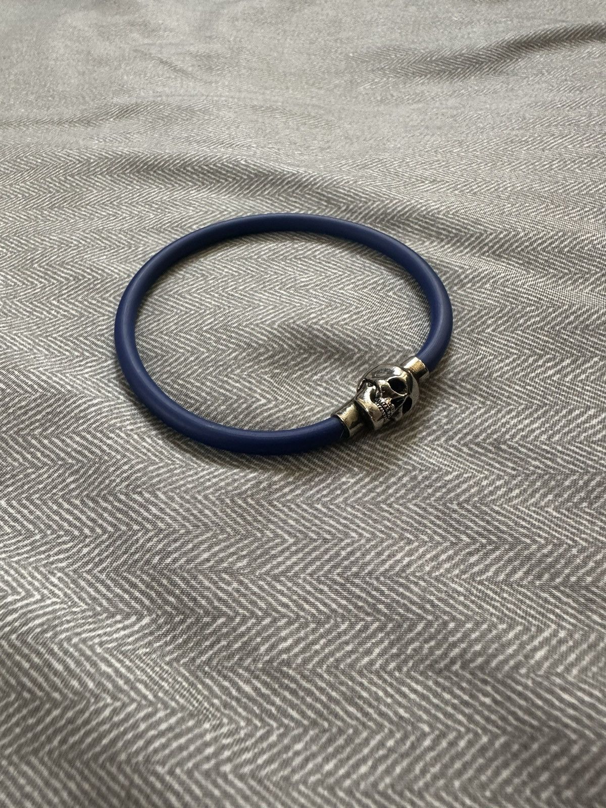 Alexander McQueen Alexander McQueen Rubber Skull Cord Bracelet Size ONE SIZE - 1 Thumbnail