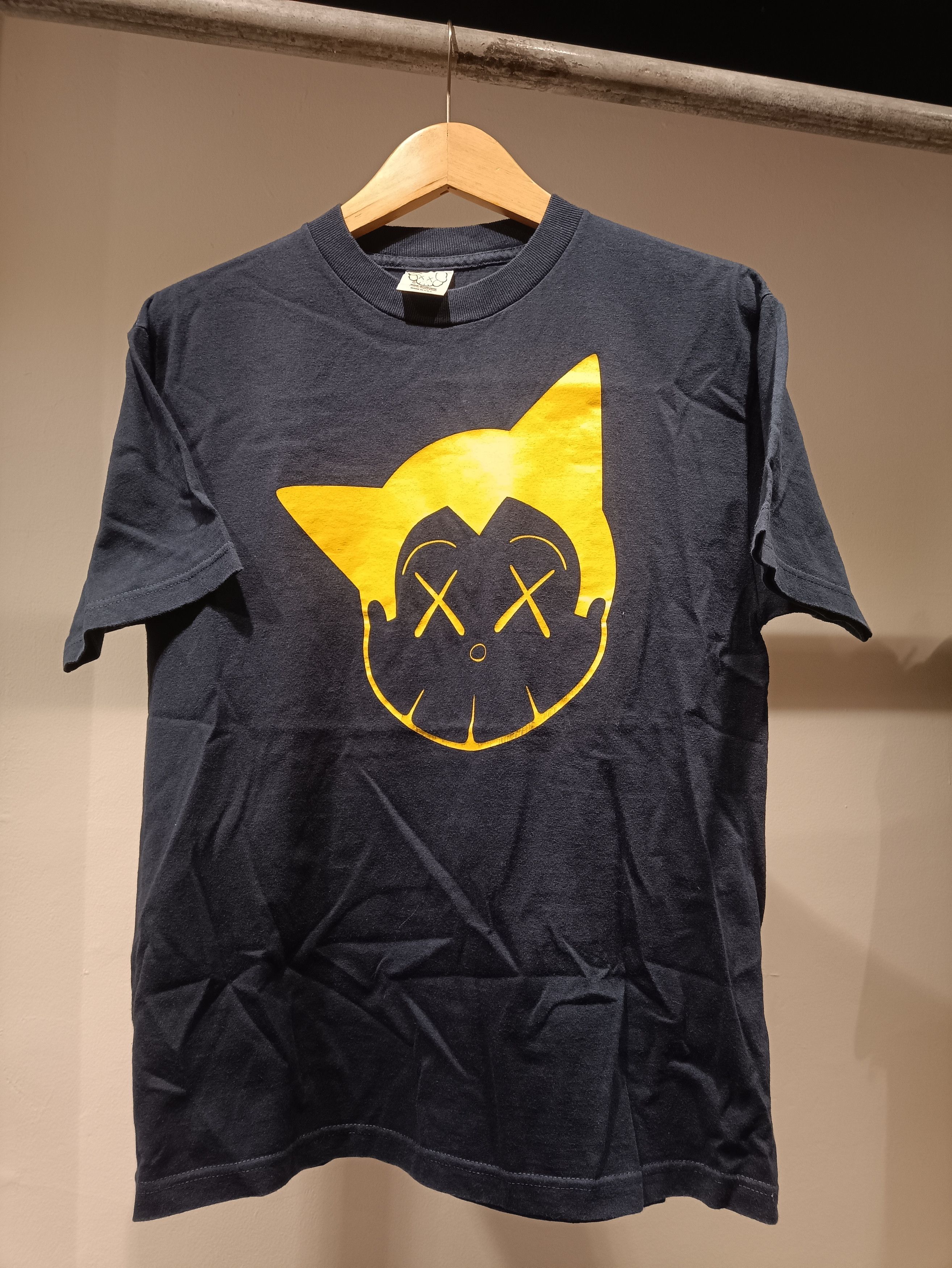 Kaws × Vintage 00s Vintage Kaws Astroboy Size US M / EU 48-50 / 2 - 1 Thumbnail