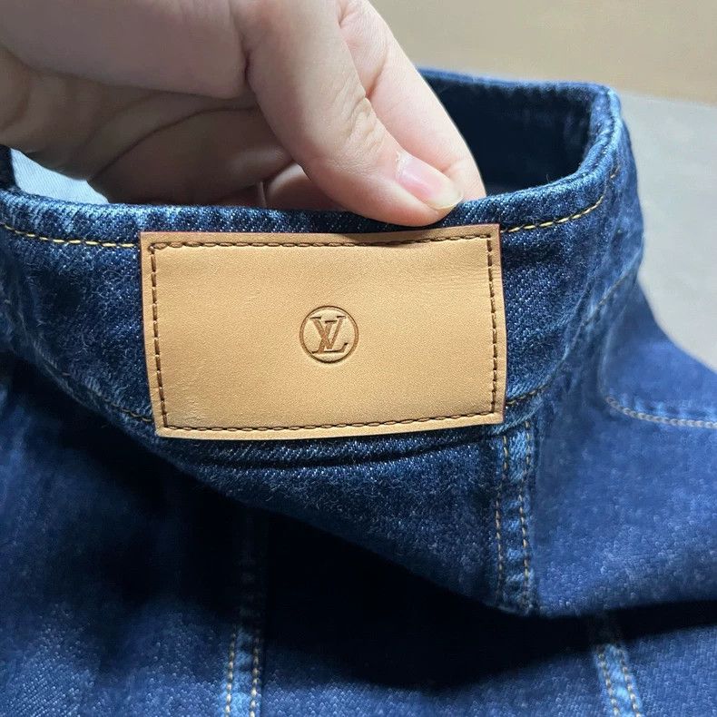 Louis Vuitton Louis Vuitton Blue back logo leather denim skirt Size 37" - 7 Thumbnail
