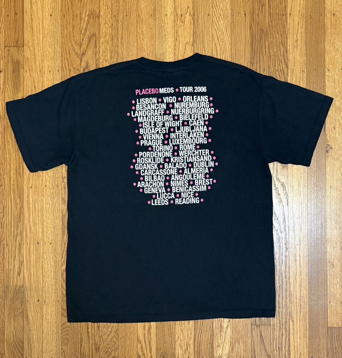 Band Tees × Vintage Placebo 2006 Meds Tour Tee Size US L / EU 52-54 / 3 - 4 Thumbnail