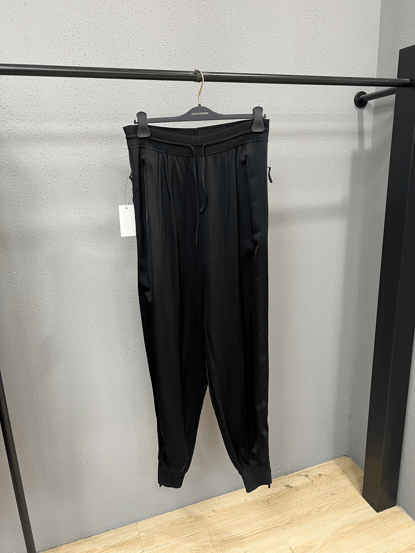 Jean Paul Gaultier Jean Paul Gaultier Casual Pants 26 Women Size 26" / US 2 / IT 38 - 1 Thumbnail