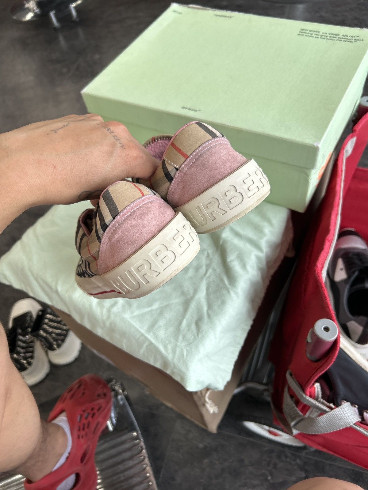 Burberry Burberry lows multi print Size US 9 / EU 42 - 4 Thumbnail