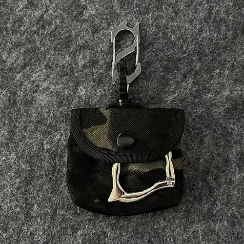 Jewelry Black Camouflage Compact Keychain Pouch, Durable Clip Size ONE SIZE - 2 Thumbnail