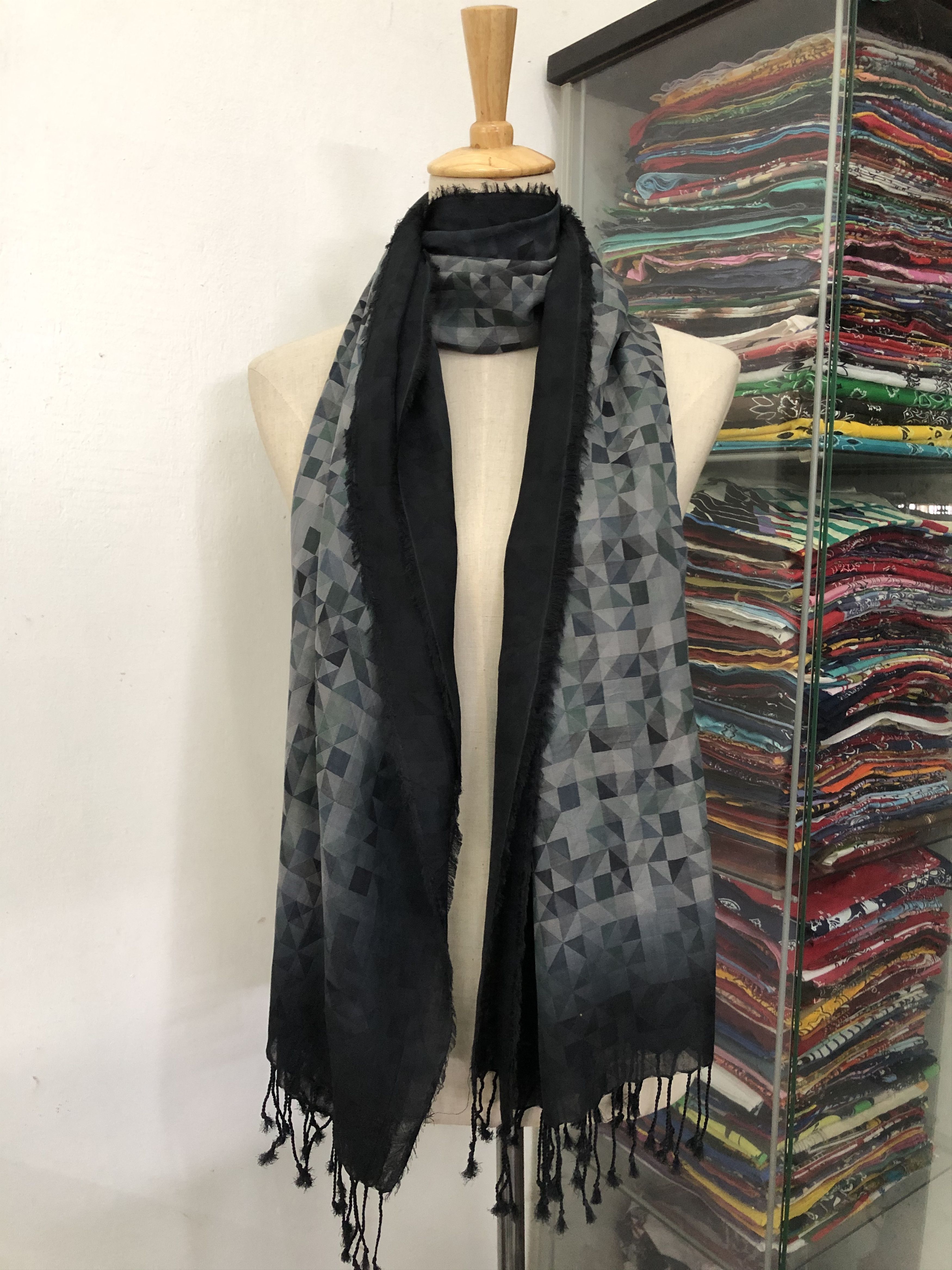 Vintage Vintage Jurgen Lenc Silk Scarf Size ONE SIZE - 1 Thumbnail