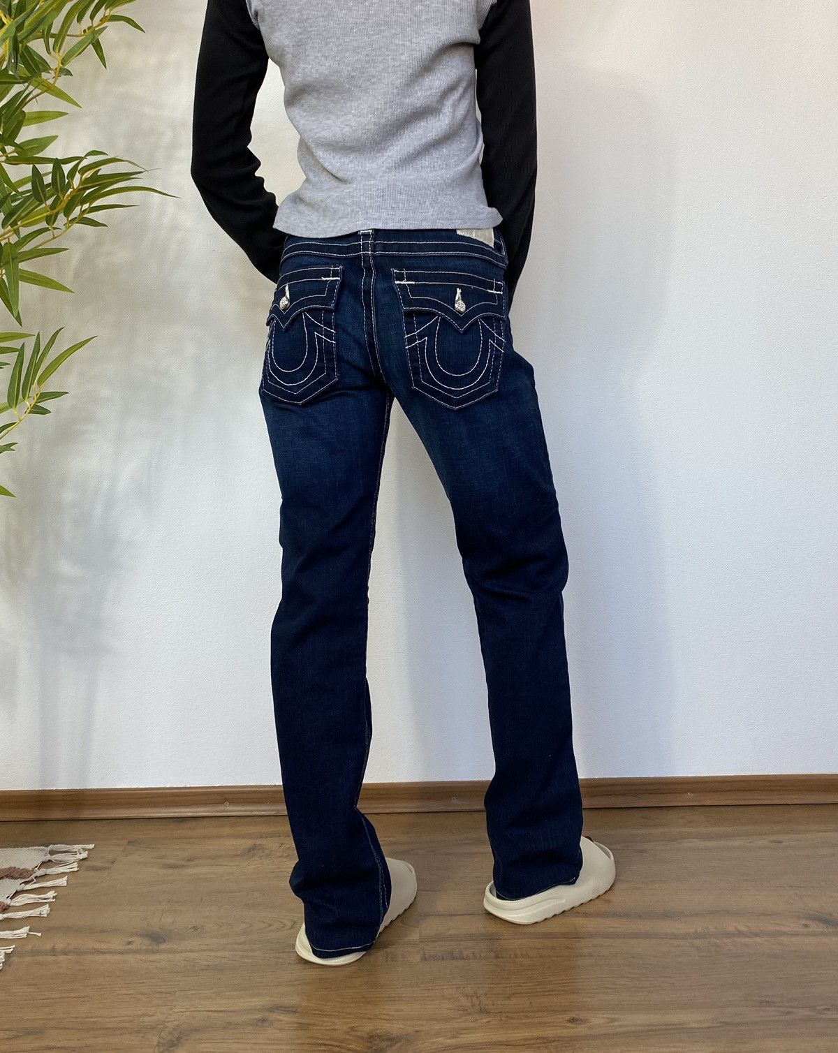 True Religion TRUE RELIGION DENIM CONTRAST STITCH PANTS Size 29" - 3 Thumbnail