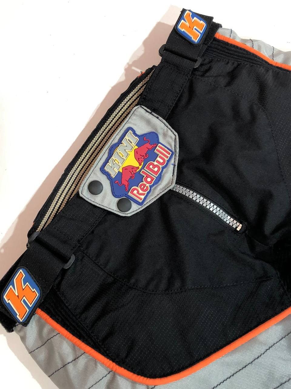 Sports Specialties Red Bull KINI Moto Jacket Pants Racing Vintage Premium Class Size US L / EU 52-54 / 3 - 15 Thumbnail