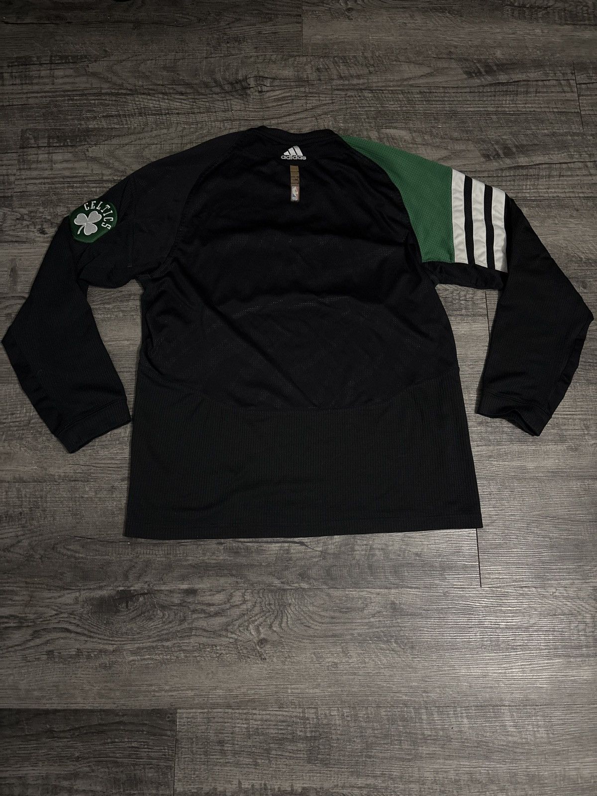 Adidas Boston Celtics Shootaround Long Sleeve Jersey Men’s M Adidas Size US M / EU 48-50 / 2 - 2 Thumbnail